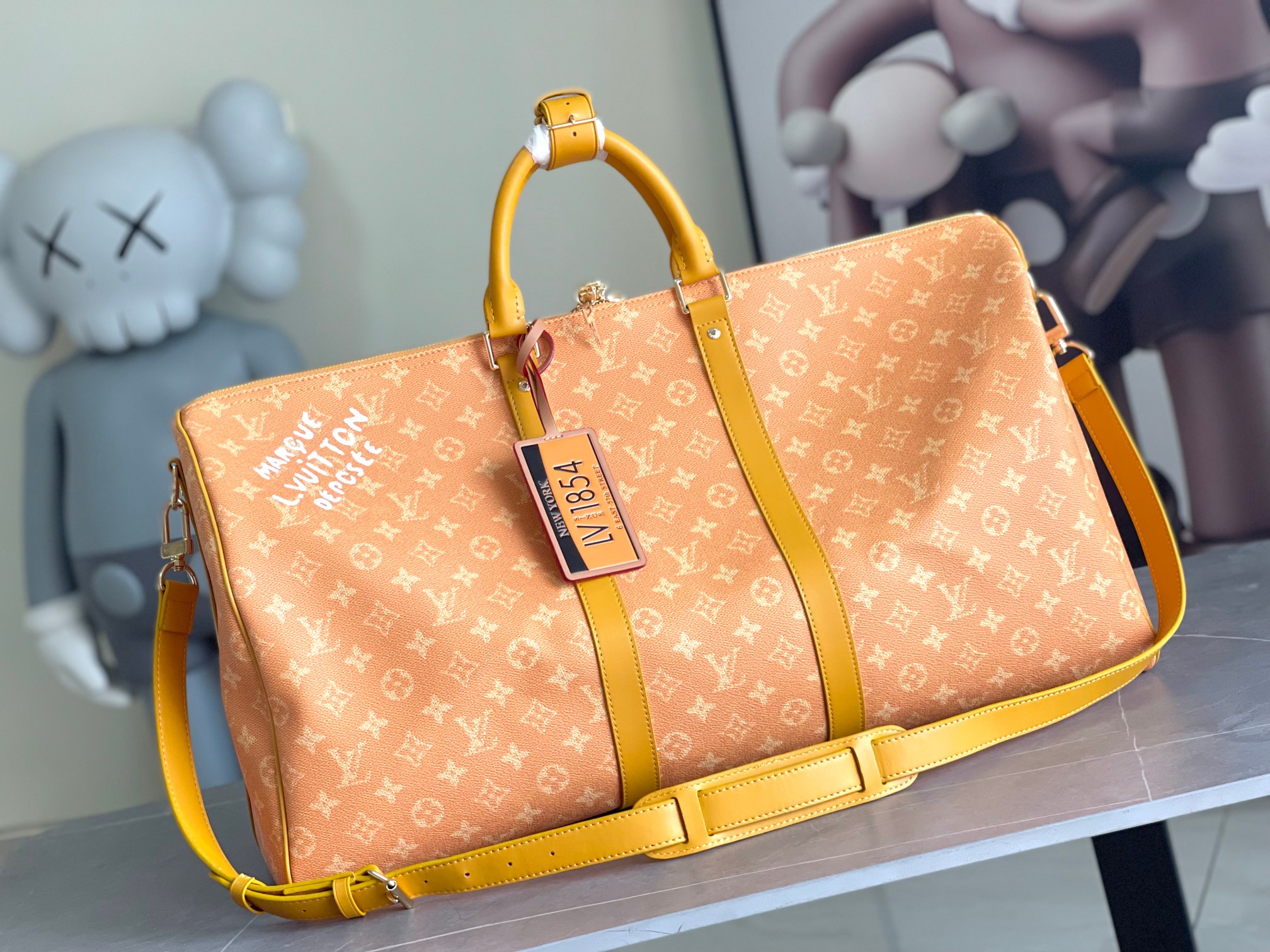 P1360 M13186 Tamaño Variable Chip Louis Vuitton LV 24FW Monograma Nueva Vieja Flor Bolsa Louis Vuitton LV 24FW Monograma Nueva Vieja Flor Amarilla Vieja Flor Amarilla Serie Messenger Bolsa Montsouris Satchel Keepall 55 Bolsas de Viaje Múltiples tamaños de estilo clásico: 55X27X20 CM-Alta Fake Factory