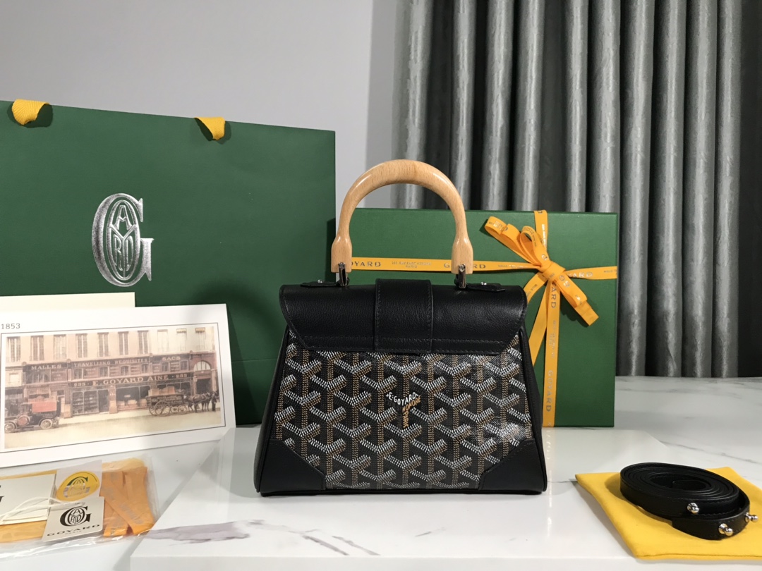 图片[3]-P1220 Goyard 黑色mini Saigon 西贡包 象征着爱情、优雅、与精致的Saigon包！低调做工又完美、这款包优雅复古又不失风情让人很难拒绝的款式拎起来 是超乎想象的轻～👯 材质：木釉手柄配进口头层牛皮🐂尺寸：20×14.5×9cm、加上木柄总高25cm-高仿包包