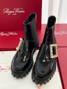 Botas Chelsea com sola de biscoito RV! Biscuit círculo linha sola grossa de retro e diamante fivela quadrada do encontro brilhante simples não simples pode ser doce ou salgado plasticidade é muito forte fivela de cobre fivela de broca duas opções de decoração de fivela!Distância: 35-39.40 personalizada não reembolsável e não permutável!Altura do cilindro: 14CM Altura do calcanhar: 4CMP940