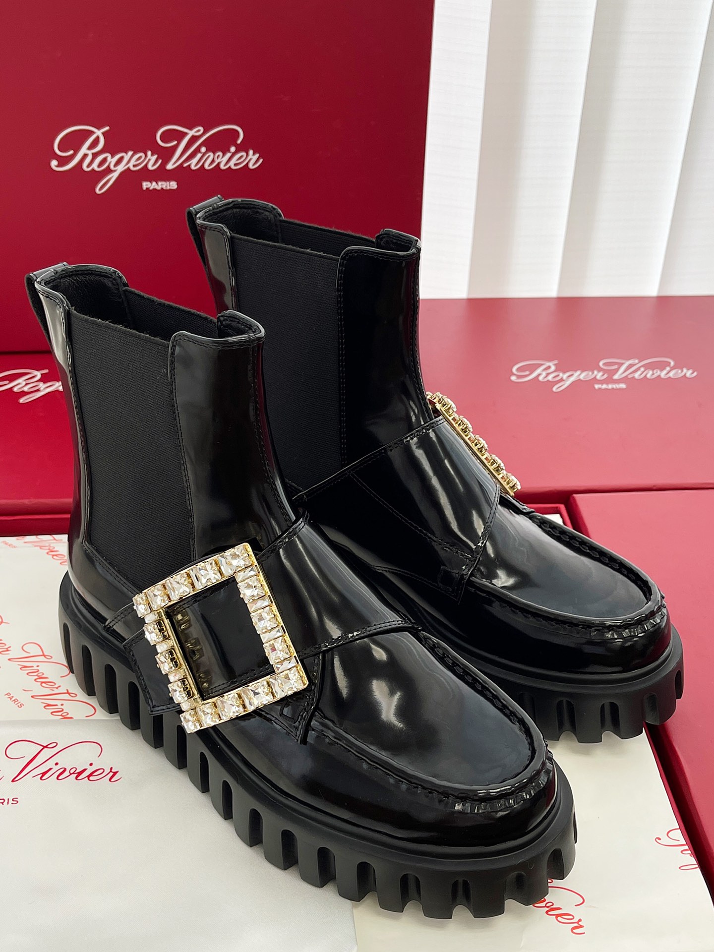 Botas Chelsea com sola de biscoito RV! Biscuit círculo linha sola grossa de retro e diamante fivela quadrada do encontro brilhante simples não simples pode ser doce ou salgado plasticidade é muito forte fivela de cobre fivela de broca duas opções de decoração de fivela!Distância: 35-39.40 personalizada não reembolsável e não permutável!Altura do cilindro: 14CM Altura do calcanhar: 4CMP940