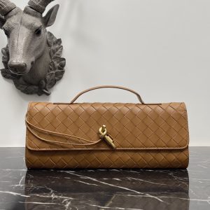 Bottega Veneta marrón Andiamo nuevo diseño importado original de piel de oveja material de tacto delicado de alto nivel exquisito y fue duro hierba ~ "bolsa" realmente puede curar todas las enfermedades de metal y la preparación de la colisión hace que el aspecto general más de moda de alto sentido de su silueta línea de reinterpretación de la tradicional clásico casi completamente unpicky ocasiones modelos: 3078 Tamaño: 31*13*3cm-Fábrica de alta moda