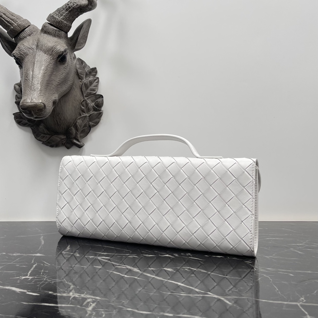 Bottega Veneta blanco Andiamo nuevo diseño importado original de piel de oveja material de tacto delicado de alto nivel delicado y era duro hierba ~ "bolsa" realmente puede curar un centenar de enfermedades de metal y la preparación de la colisión para que el aspecto general más de moda sentido de la antigüedad y su silueta línea de reinterpretación de la tradicional clásica casi por completo no recoger ocasiones número de modelo: 3078 Tamaño: 31*13*3cm-Fábrica de alta moda