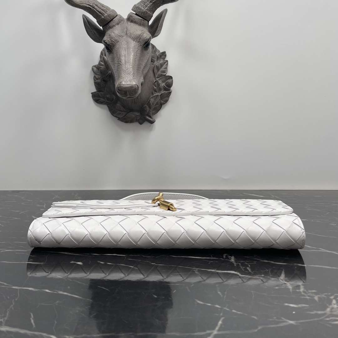 Bottega Veneta blanco Andiamo nuevo diseño importado original de piel de oveja material de tacto delicado de alto nivel delicado y era duro hierba ~ "bolsa" realmente puede curar un centenar de enfermedades de metal y la preparación de la colisión para que el aspecto general más de moda sentido de la antigüedad y su silueta línea de reinterpretación de la tradicional clásica casi por completo no recoger ocasiones número de modelo: 3078 Tamaño: 31*13*3cm-Fábrica de alta moda