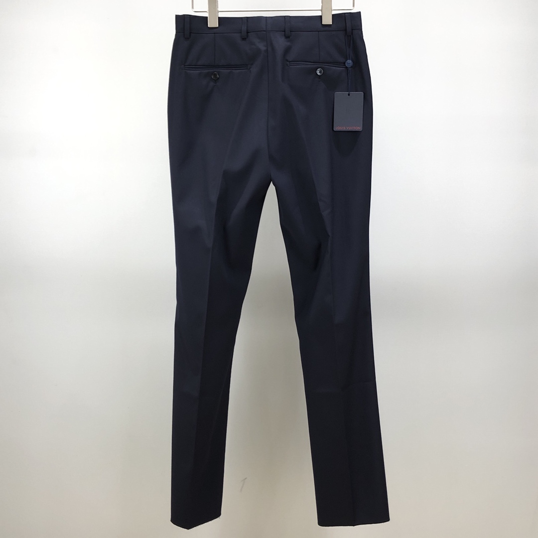 P1440,P1100,P640 LV Louis Vuitton Spring/Summer New Collection Navy Blue Men's Logo Hardware Wool Blend Fabric Tonal Fashion Slim Casual Trousers Couleur : Navy Blue Taille : 29-38 Exclusive - High-quality imitation bags