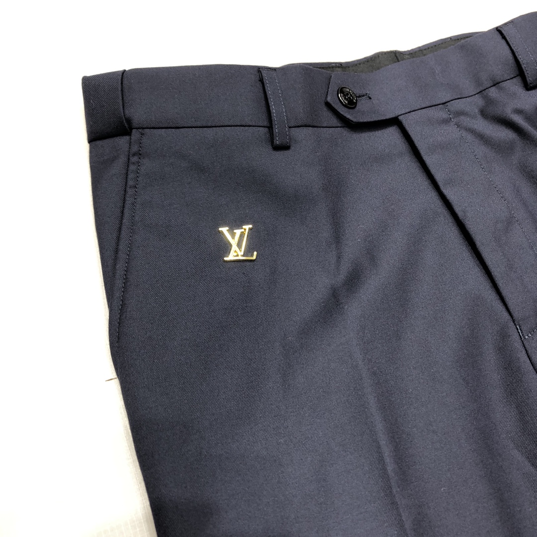 P1440,P1100,P640 LV Louis Vuitton primavera/verão Nova coleção azul-marinho Logotipo masculino Hardware Tecido de lã Tonal Fashion Slim Casual Trousers Cor: Azul-marinho Tamanho: 29-38 Exclusive - Bolsas de imitação de alta qualidade