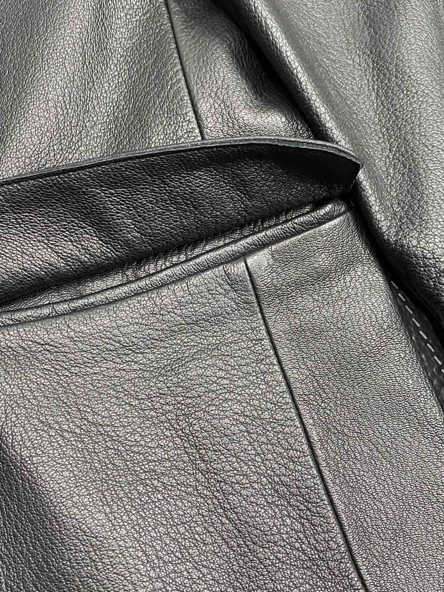 Picture [8]-Leather Jacket-P3400 Prada Prada 💥 Leather Jacket Coat Exclusive Exclusive Latest High-end Customized Body Digital Brand Letter Logo Pattern Official Website Synchronization on sale Unique Design Hardware Logo Logo using counter custom fabrics the most popular fashionable style elements route on the effect of the upper body is super handsome! Yardage: 48-56-high replica bags