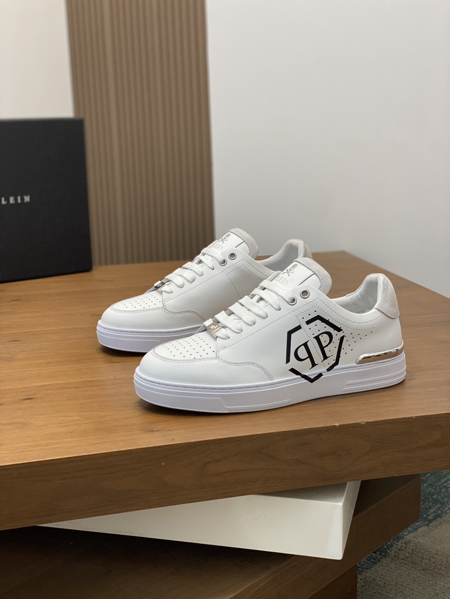 P720 PhiliPP Plein Alemania PP Phili sitio web oficial nuevos zapatos de los hombres de forma perfecta para construir 🔥 piel de vaca forro de piel de vaca superior. ¡Original suela de goma resistente al desgaste 🔱 Zapatos llenos de sentido tridimensional de alto grado completo sin perder el sabor de la moda, la novedad! El enfoque absoluto del yardaje 39-44 (38, 45 a la orden)