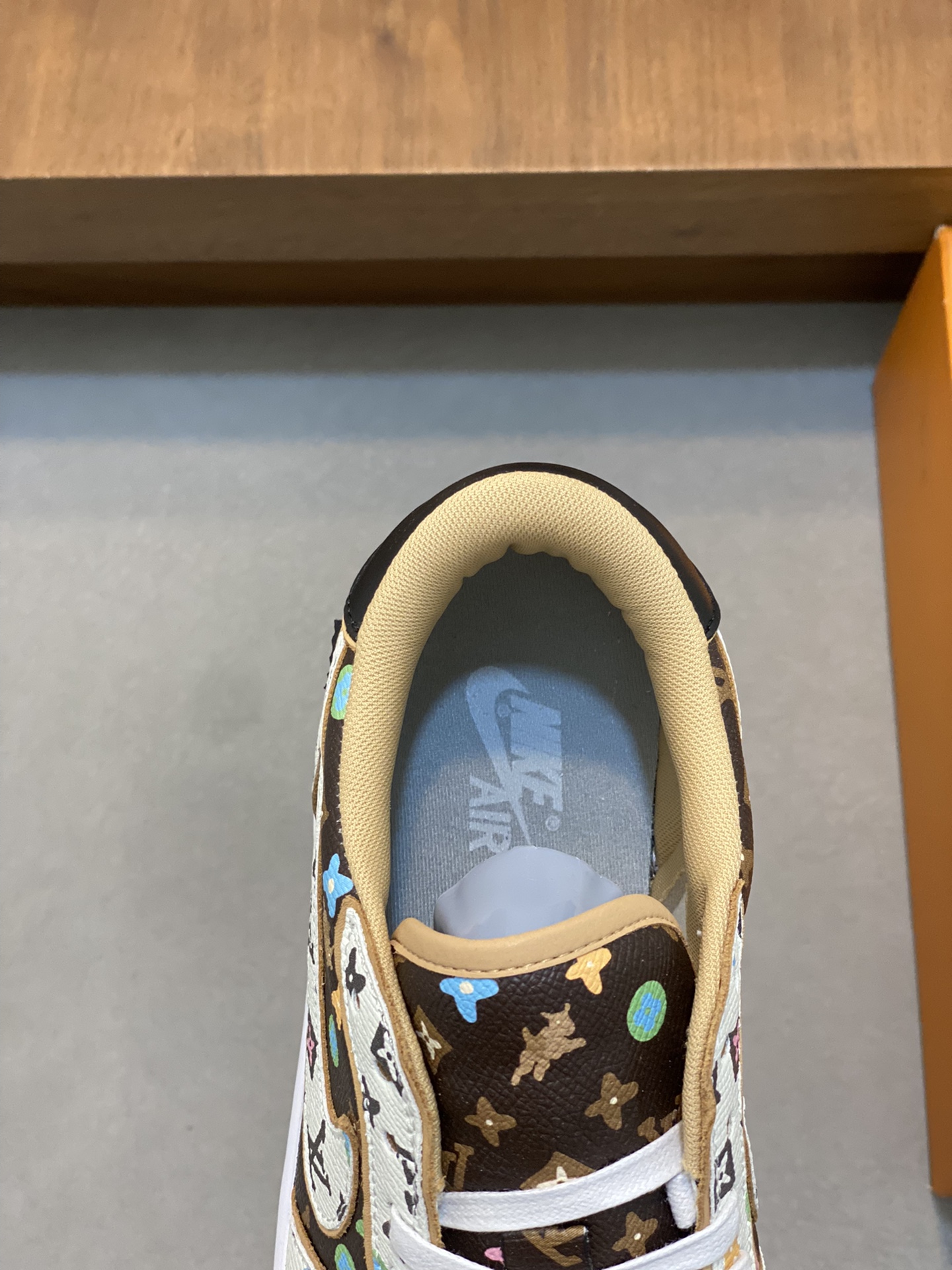 P760 Louis Vuitton-AIR Louis Vuitton Co-branded model-High-end quality 🔍🔍🔍🔍🔍🔍🔍-Upper: 🔝 Branded totem PVC leather, tongue. Heel . Brand logo.-Lining: High Stretch FabricOutsole: Original TPR-Rubber-Bi-color molded outsole.Ultra-high quality control - fine workmanship - highlight (high-end - noble - grade)-Size: 38-44 (4546 can be customized).