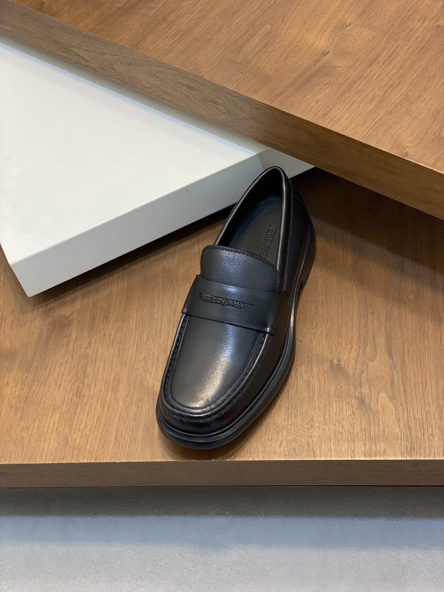 P840 FERRACAMO Ferragamo 🔍 Faye Fried Street Homme Dieu rehaussé surchaussures série en vente Configuration originale importée d'Italie tissu vachette original disposition classique gentleman généreux importé doublure vache teintée à l'eau SEMELLE : original spécial semelle super confortable talon original marchandises uniques 🔍 🔍 🔍 jaune de haute qualité peut être aléatoirement entré et sorti. Contre bienvenue pour comparer la taille 38-44 (peut être commandé 45).