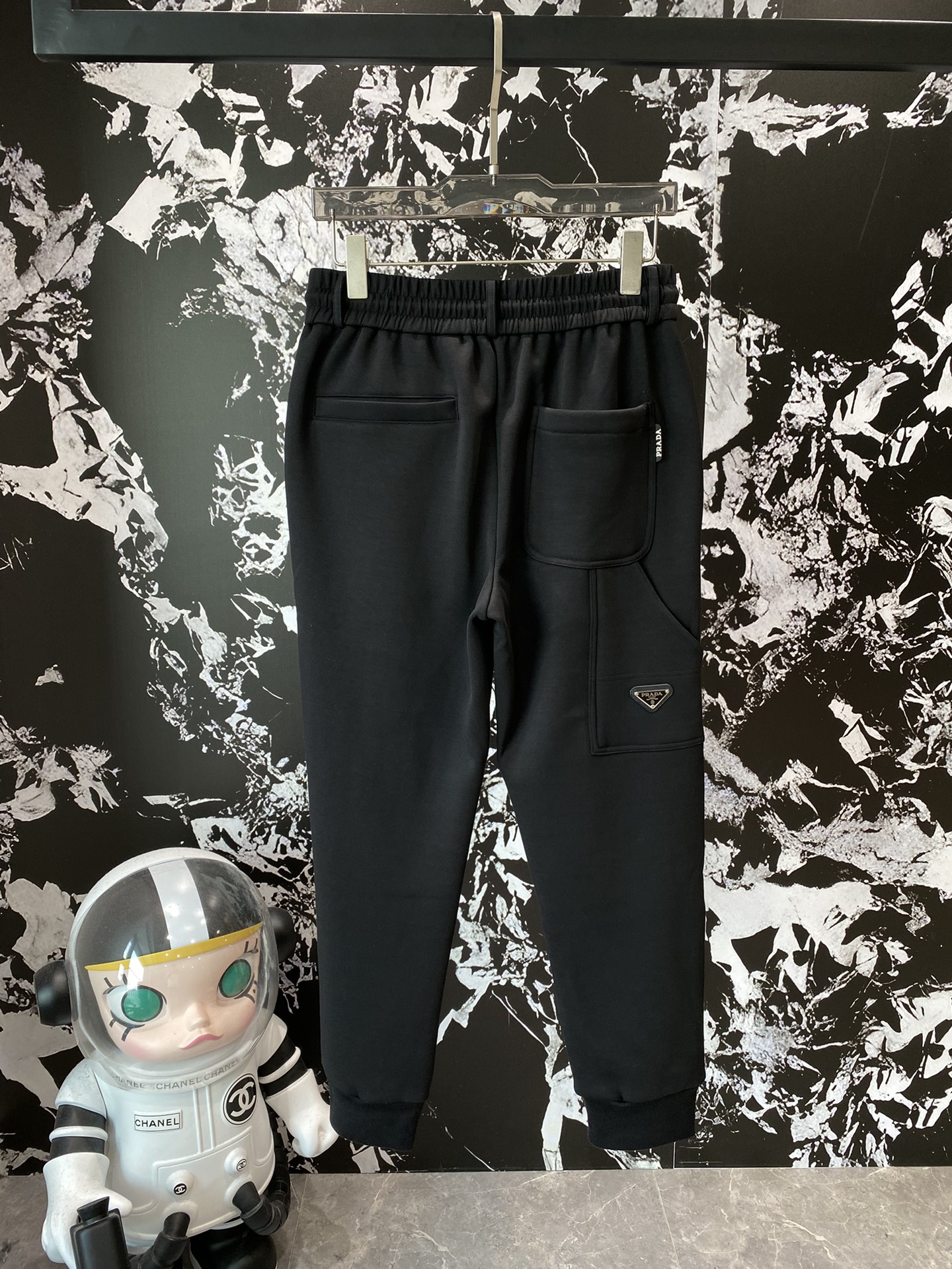 Prada 2024 fall and winter new casual pants! The official website synchronization sale brand classic LOGO casual pants customized fabric comfort is extremely good hand touch: Lie Office literacy is very high perfect quality craft padded models Size M-3 XL 🅿️520 - high imitation factory