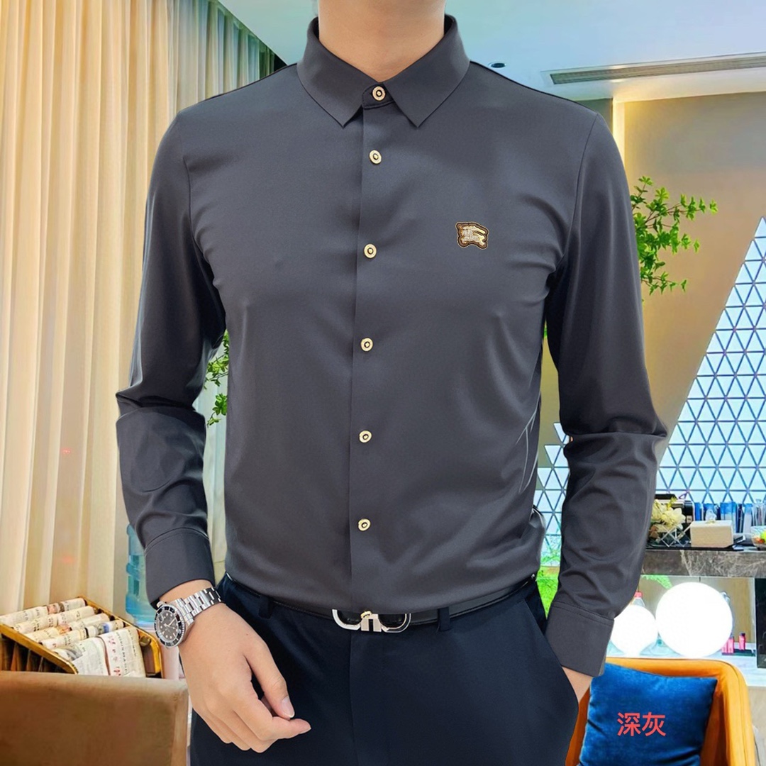 P440 Burberry Burberry 2024 fall and winter new counter casual long-sleeved shirt! The brand's latest elements logo heavy-duty design No trace of tailoring Imported 80-count ultra-high-count cotton feel smooth and comfortable elasticity good soft and delicate not easy to pilling! Extremely fashionable and durable to see the accent on the body is very handsome Comfortable ultimate stylish versatile models! Successful men must have! Size: M-4XL (178 140 pounds L Slim maximum 200 pounds)