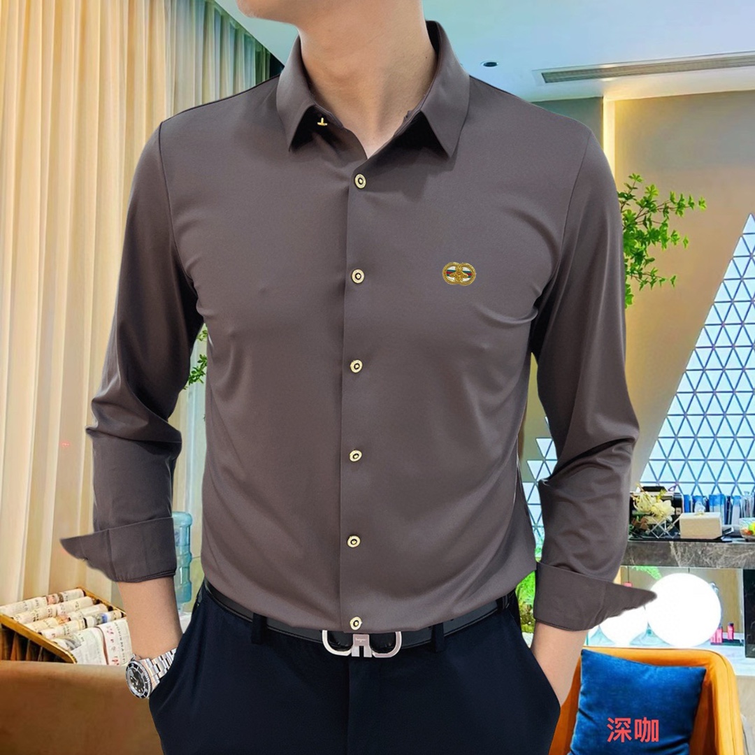 P440 Hermes Hermes 2024 Counter casual long sleeve shirt! The brand's latest elements logo heavy-duty design No trace of tailoring Imported 80-count ultra-high-count yarn cotton feel smooth and comfortable elastic good soft and delicate not easy to pilling! Extremely fashionable and durable to see the accent on the body is very handsome Comfortable and extremely stylish versatile models! Successful men must have! Size: M-4XL (178 140 pounds L Slim maximum 200 pounds)