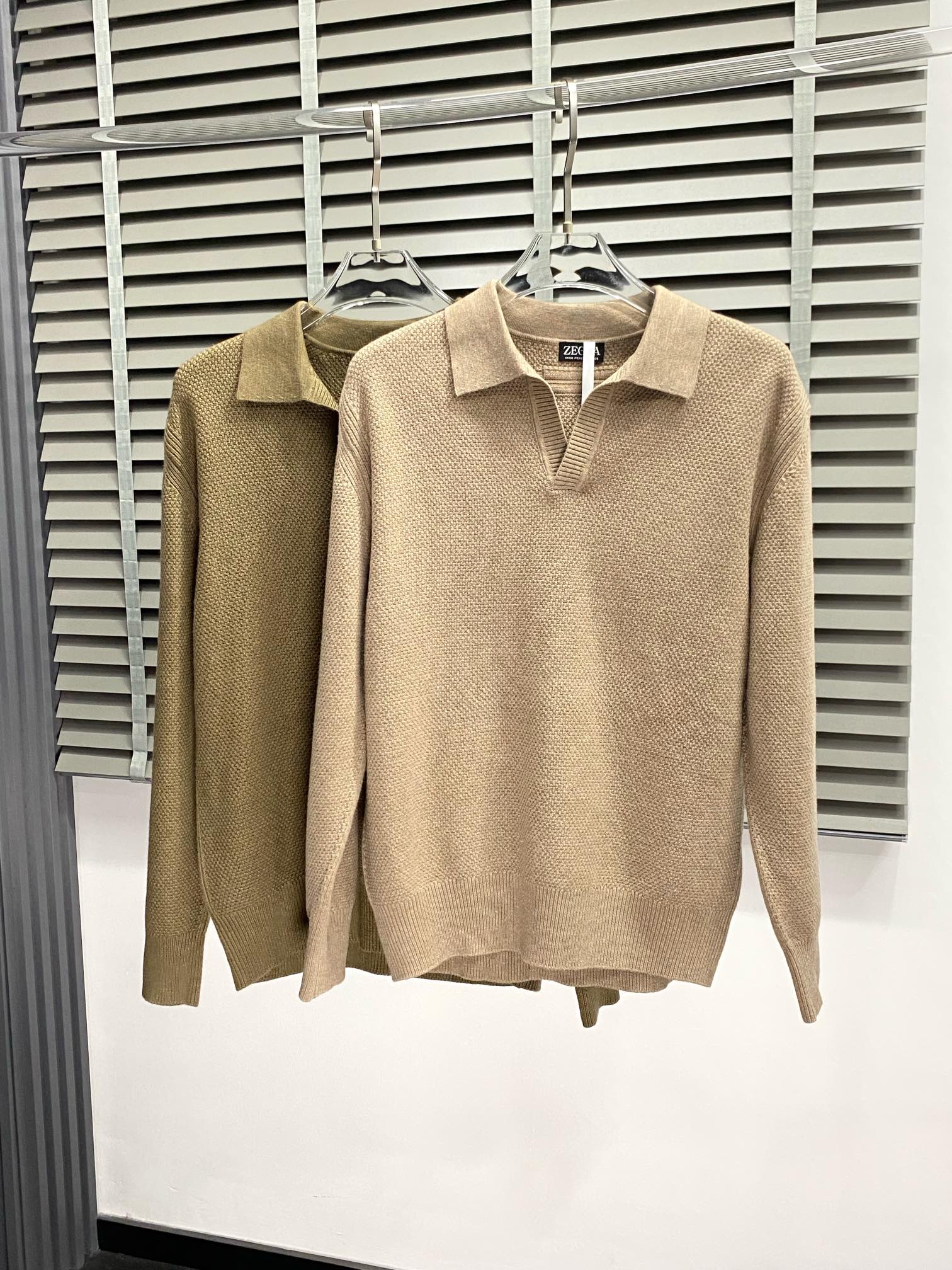 P720ZEGNA 에르메네질도 제냐 💥 독점 독점 새로운 남성 캐주얼 니트 라펠 점퍼 패션 다재다능한 폭발적인 모델의 고급 맞춤형 고급 버전 ⚠️⚠️✨✨ 수입 원단은 매우 부드럽고 섬세한 착용감 피부 친화적이고 편안한 고급 부티크 OEM 고급 솜씨 몸에 매우 좋은 남성 필수품 단일 제품 완료 3 개의 라벨 사이즈 M-2XL