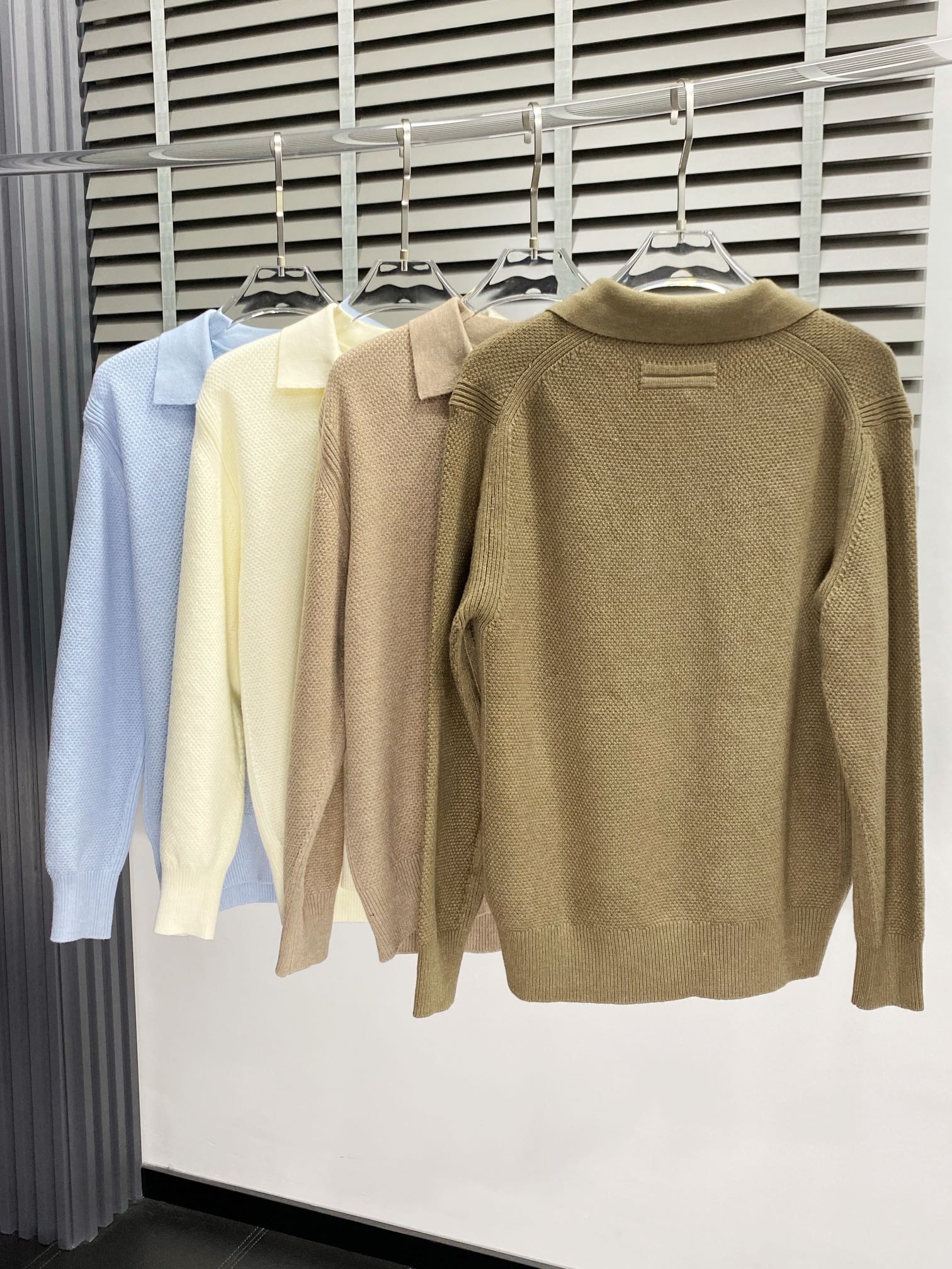 P720ZEGNA 에르메네질도 제냐 💥 독점 독점 새로운 남성 캐주얼 니트 라펠 점퍼 패션 다재다능한 폭발적인 모델의 고급 맞춤형 고급 버전 ⚠️⚠️✨✨ 수입 원단은 매우 부드럽고 섬세한 착용감 피부 친화적이고 편안한 고급 부티크 OEM 고급 솜씨 몸에 매우 좋은 남성 필수품 단일 제품 완료 3 개의 라벨 사이즈 M-2XL