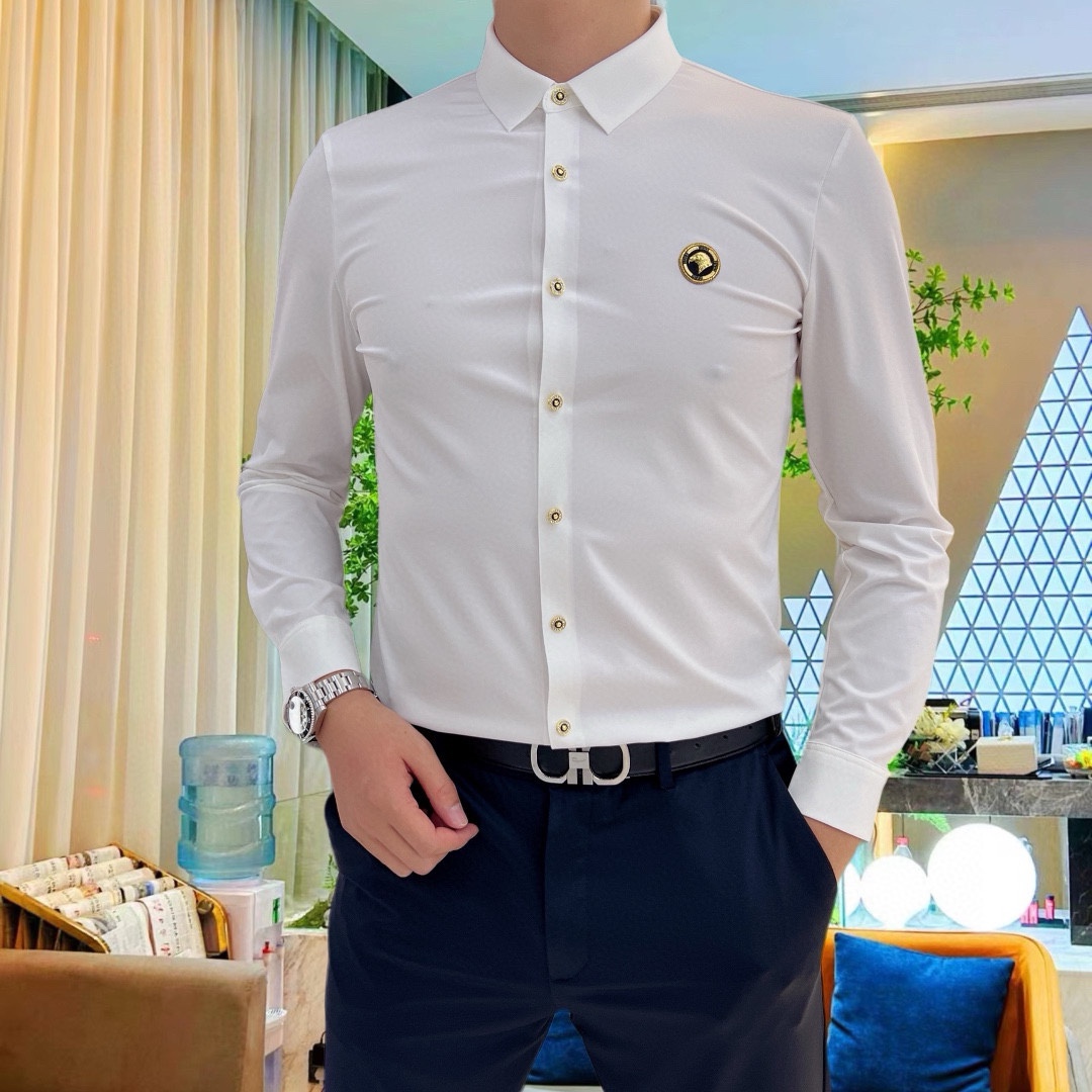 P440 Stefano Ri*ci Stef points 2024 Counter casual long-sleeve shirt! The brand's latest elements logo heavy-duty design No trace of tailoring Imported 80-count ultra-high-count cotton feel smooth and comfortable elasticity good soft and delicate not easy to pilling! Extremely fashionable and durable to see the accent on the body is very handsome Comfortable and extremely stylish versatile models! Successful men must have! Size: M-4XL (178 140 pounds L Slim maximum 200 pounds)