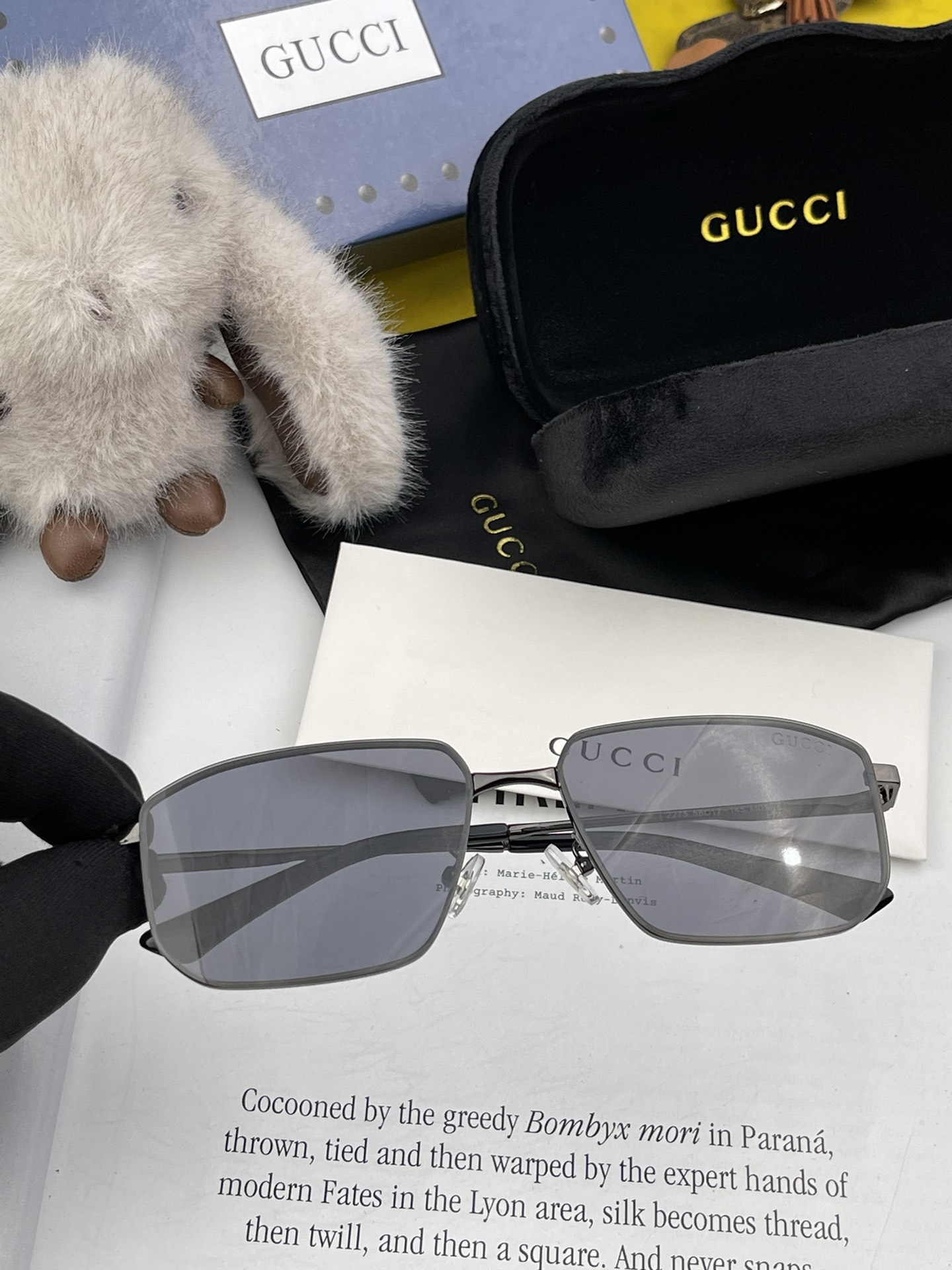 P205GUCCI Homens deslumbrantes coloridos Aviador Polarizado Óculos de sol ❤️ Material: HD nylon engrossado slot HD lentes polarizadas 🌹 Armação sem aro 💕Yan 👍Modelo nº: G5227