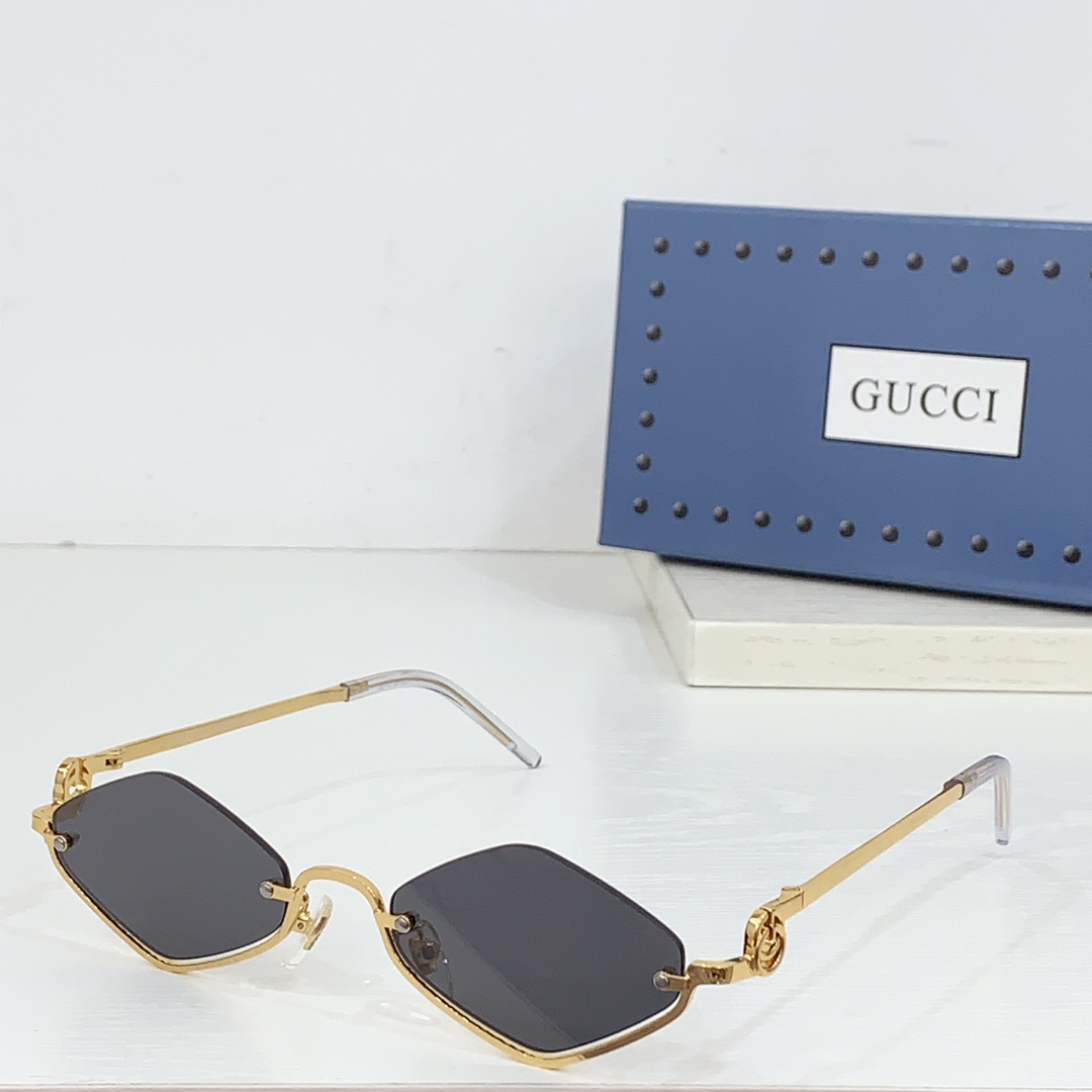 P225  Gucci
Model：GG1604S
Size：53口22-135-高仿包包