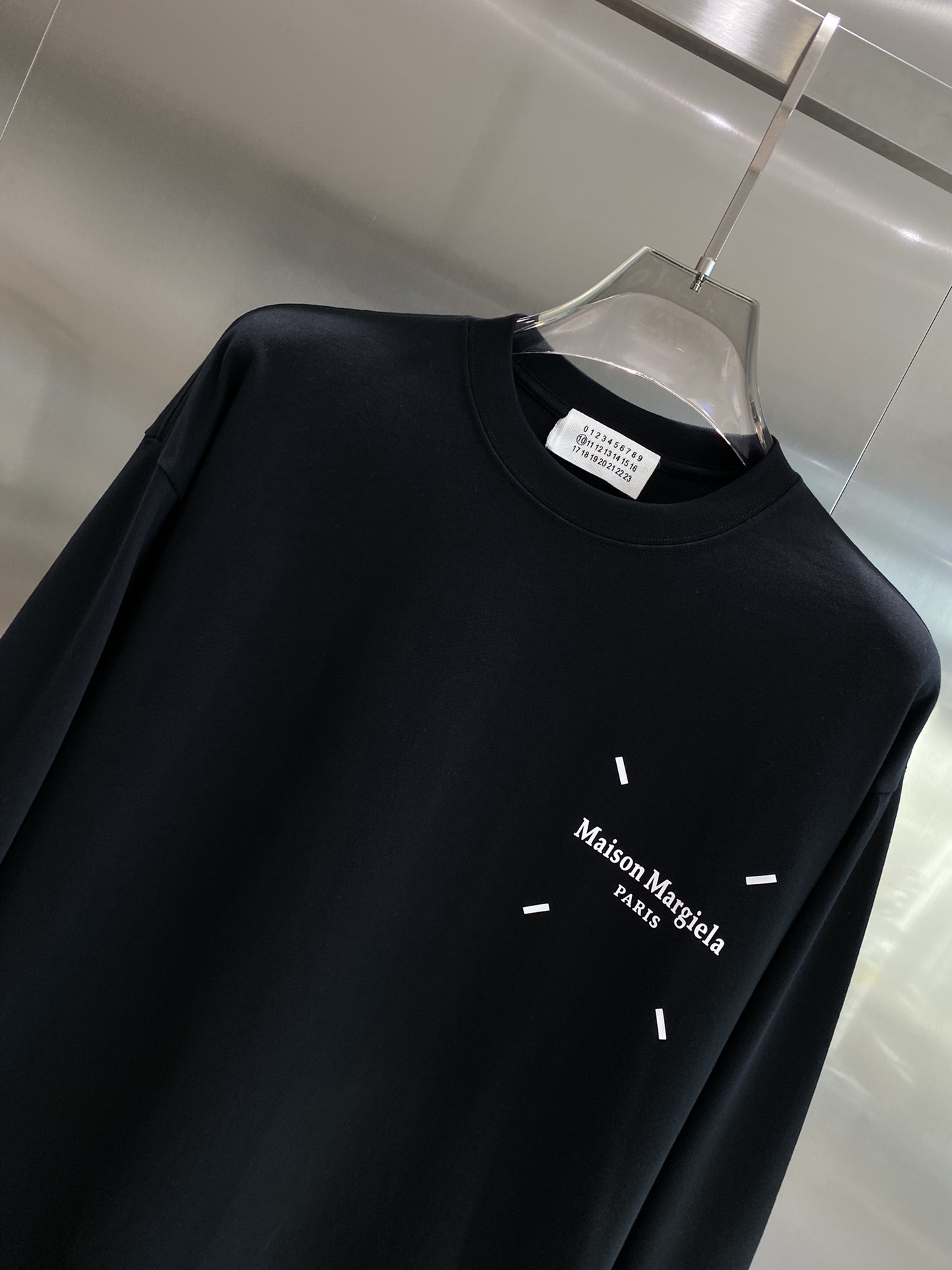 Imagen [3]-maison margiela2024 nuevo top de manga larga guapo de la moda de impresión de letras logotipo modelos versátiles simples tejido de algodón no sólo firme para mantener la tendencia de la silueta, sino también cómodo de llevar hilo de tejer más delicados yardas S-XL 🅿️480-alta-alta-modo bolsas