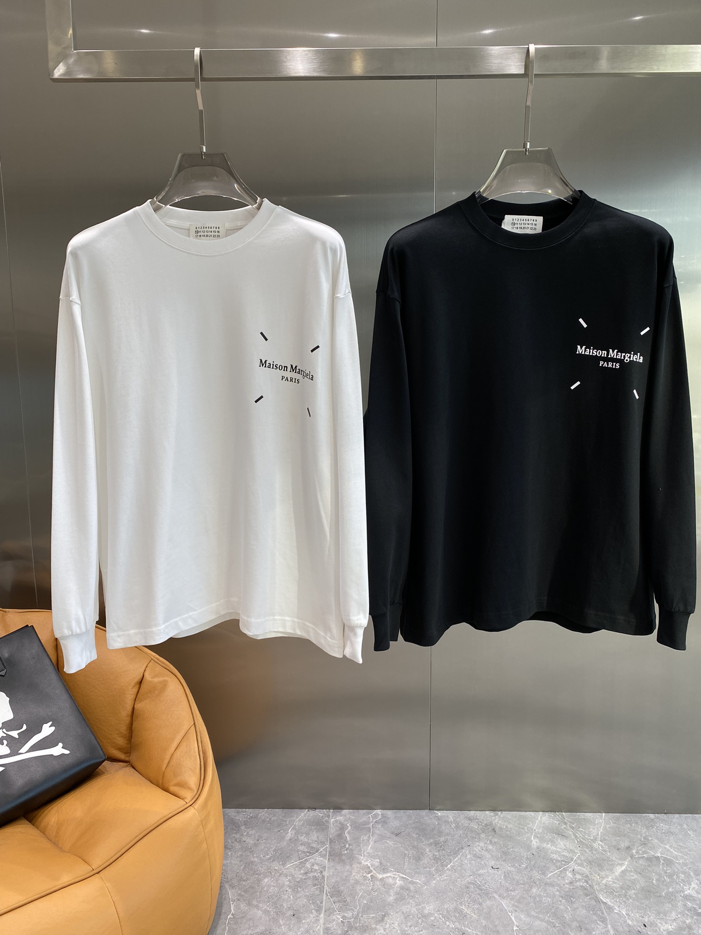 maison margiela2024 new handsome long sleeved fashion top printing letters logo simple versatile models fabric cotton not only firm to maintain the trend of the silhouette but also wear comfortable yarn weaving more delicate size S-XL 🅿️480