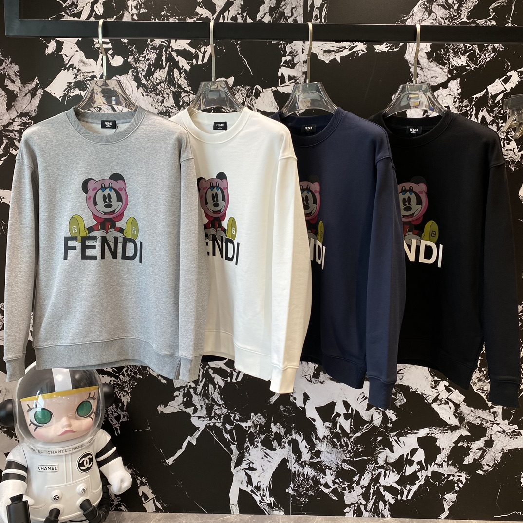 Fendi ¡De alta calidad 24 jersey de los hombres! Lujoso clásico LOGO de la marca con el uso de tejidos de alta calidad superior 🔝 cómodo cálido excelente sensación antiestática cómoda y suave Los detalles muestran la alta calidad de la forma de los deportes de calle impresionante estirada y en forma de artículos versátiles en el cuerpo del bajo perfil, pero no perder el lujo de la tendencia de los hombres deben tener los modelos del contador tamaños: M-3XL 🅿️520