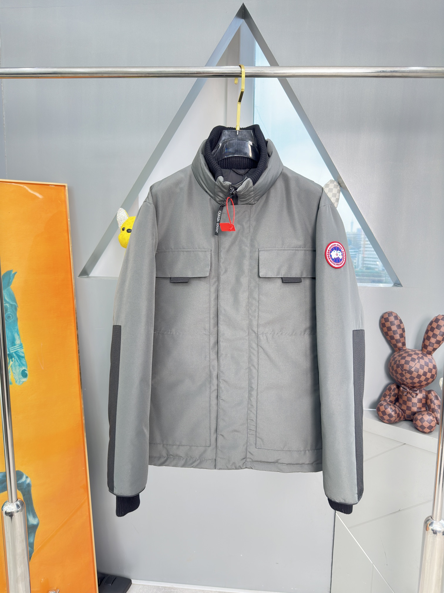 Image [2]-p1280Canada Goose كندا غوس كندا غوس للأبد موسم التزلج على الجليد سترة كاجوال أسفل الموسم 2024 E24 جديد موديل 5816M Expedition للرجال أسود رمادي مقاس: XS S M L XL XXL- حقائب الموضة