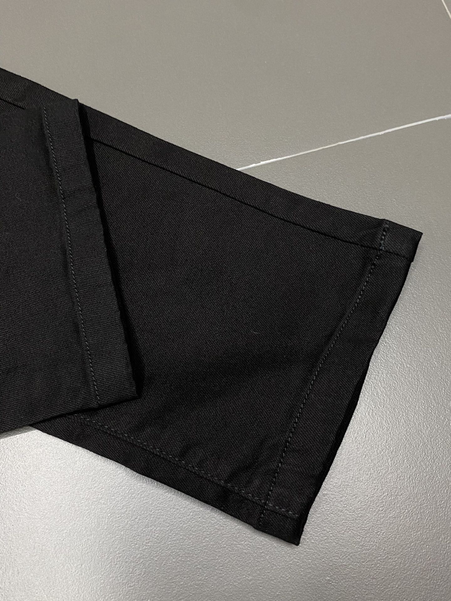 ¡P600 Dior Dior 💥 Exclusiva exclusiva nuevos pantalones vaqueros 👖 Versión de gama alta! ¡Contador de tela a medida Transpirable comodidad de alta detalles impecables elementos de marca concepto de diseño refleja la alta calidad se siente delicado y suave! ¡Presentar sastrería casual en la forma del cuerpo es magnífico! Tamaño: 29-38