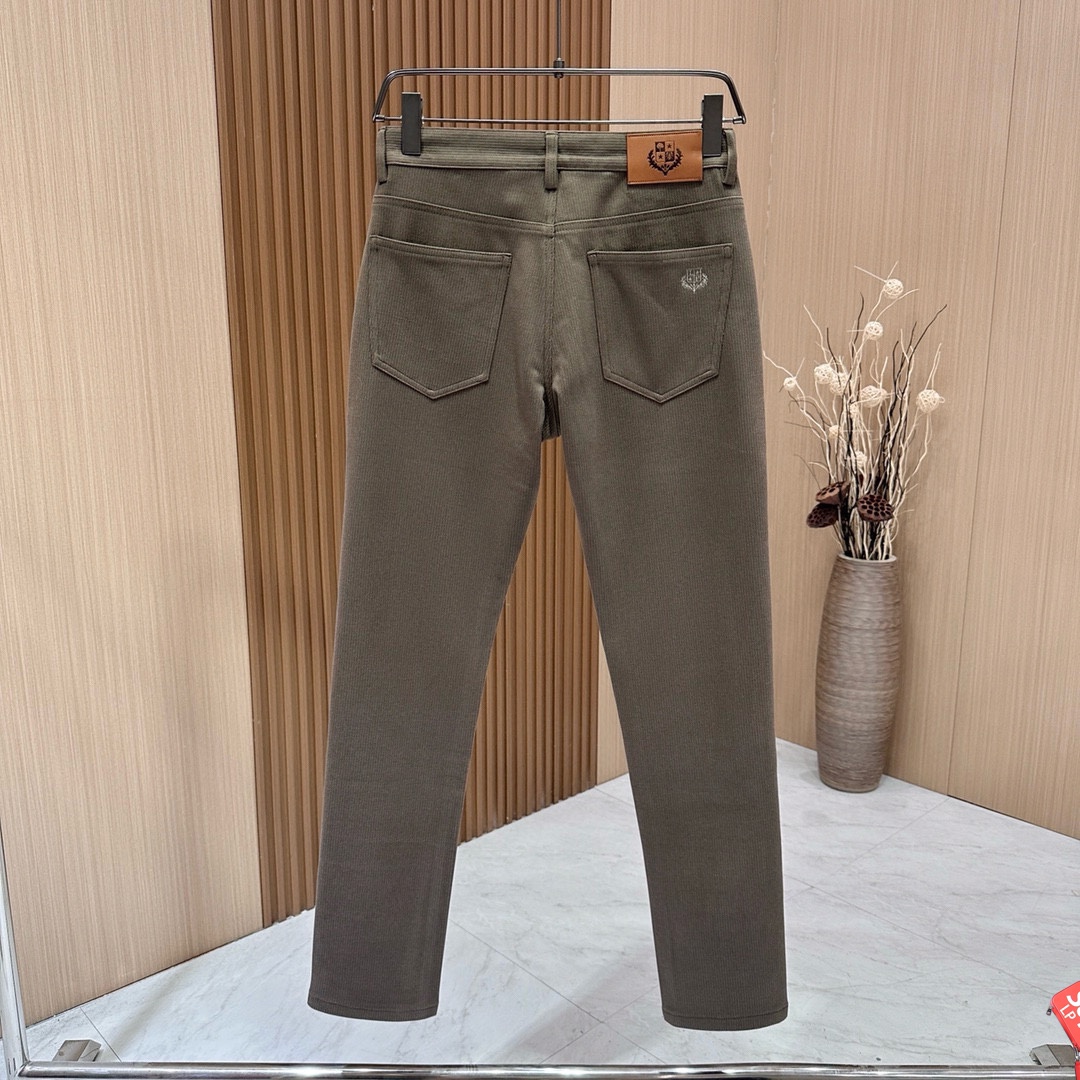 ¡P480 Burberry 2024 Otoño / Invierno Asia Contador Colección Nuevos Modelos! ¡Bienes de gama alta de gama alta a medida Slim pantalones de negocios pantalones de traje casual hardware original diario de ocio de negocios son completamente aplicables a los modelos en el cuerpo efecto es super positivo tridimensional Slim línea de la cadera de la pierna completamente llegar a destacar que contiene Tencel tejido de algodón especial! ¡Pertenece al tipo de color de algodón tejido! ¡La textura es apretado y delicado en el cuerpo es muy cómodo y elegante y muy usable versátil muy vale la pena conseguir! ¡Los clientes antiguos deben recibir recomendado! Tamaño: 29-40