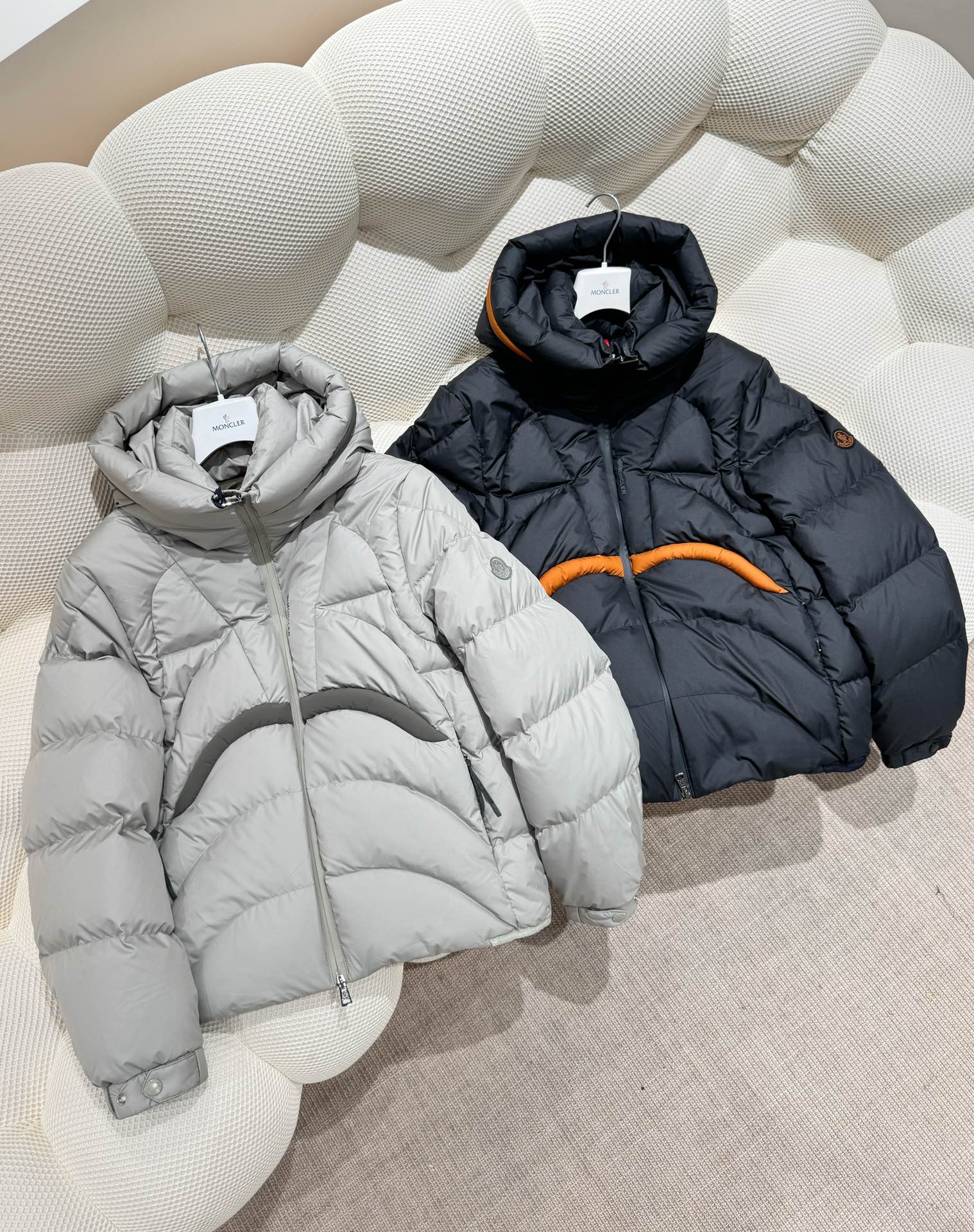 图片[5]-p1300 Moncler²⁰²⁴
2024羽绒服高版本 原⌚️对⌚️
SIZE：48-56-高仿包包