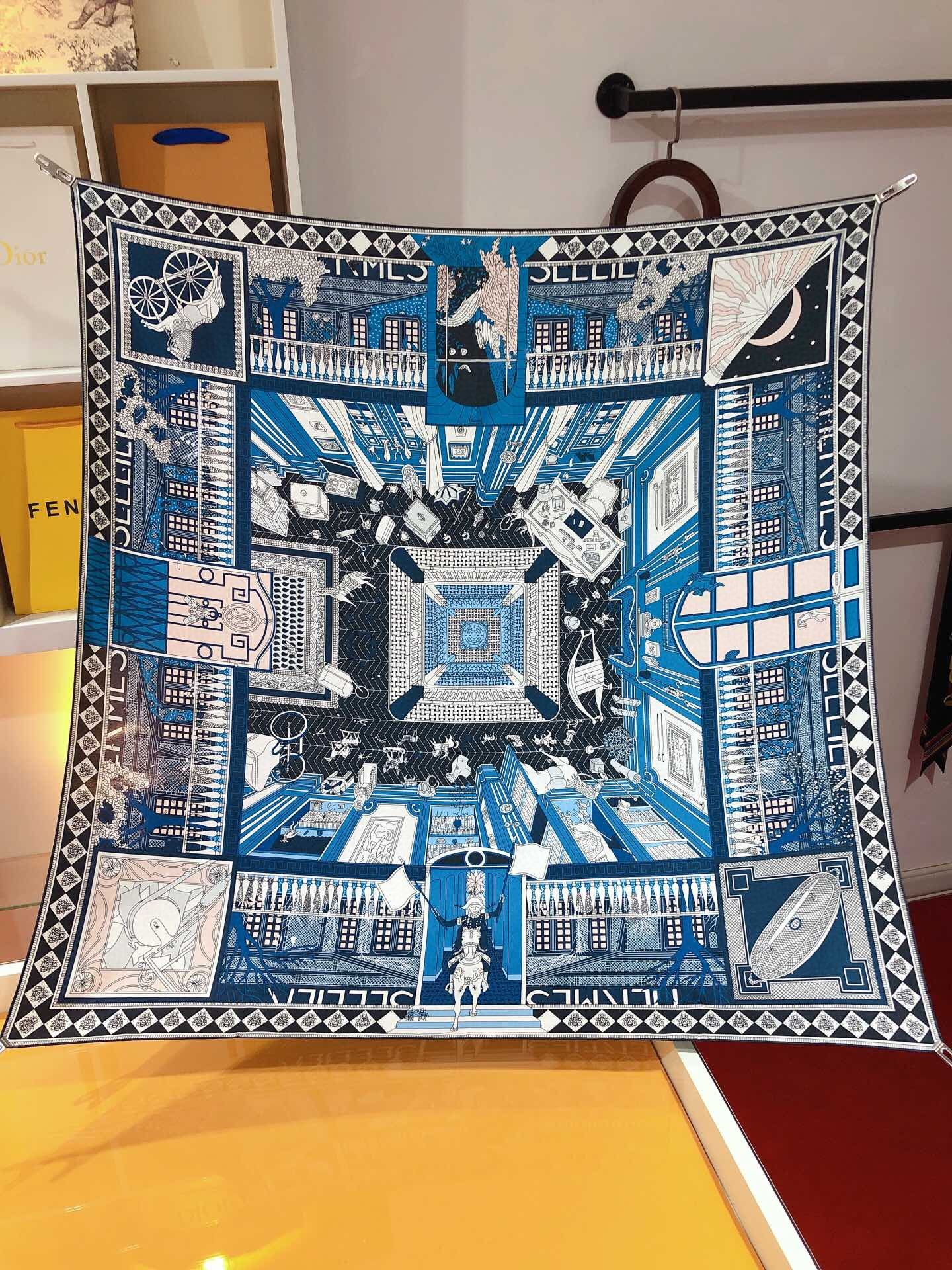 Image [5]-P230🌼SHMS2308🌼Hermes Curiosities 90cm Silk Square Scarf Hermes Knight of Fireworks nous invite à franchir le seuil de l'immeuble Le dernier étage est un jardin parfumé pour commencer un fabuleux voyage statique ...... À l'intérieur, une vitrine soigneusement exposée, un chariot de chèvre, des diffractions carmélites, une pantoufle d'Amazonie et d'autres artefacts comme la grotte d'Aladin des trésors. Une charrette de chèvre, des diffractions de carmélite, une pantoufle d'amazone, une canne au mécanisme secret, des valises précieuses, des tableaux et des livres, et d'autres artefacts comme la caverne d'Aladin des trésors, ce must-have Hermès peut être porté de multiples façons et s'accorde avec toutes les tenues, qu'il soit noué autour du cou ou porté en écharpe, en attache de cheveux ou en foulard, il est agréable à porter en toutes saisons de l'année Épaisseur, super-pratique, toucher lisse 👍👍👍👍 bon. Tissu facile à façonner fait à la main roulé 100% twill soie foulard carré 90X90cm-High Faux Sacs