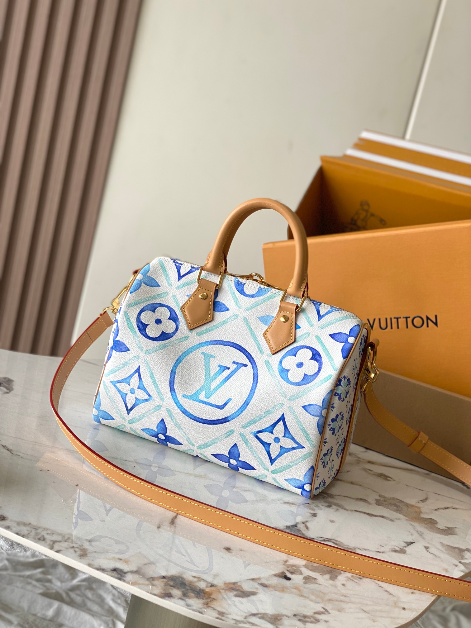 p2000 blue summer blue pillow bag speedy series seasonal new SPEEDY BANDOULIÈRE 25 handbags Model: 11264 blue dynamic chip Material: A grade all-steel hardware imported original fabrics Packaging: a full set of the original duty-free M Boberly loaded Size: 25 * 19 * 15CM - high imitation factory