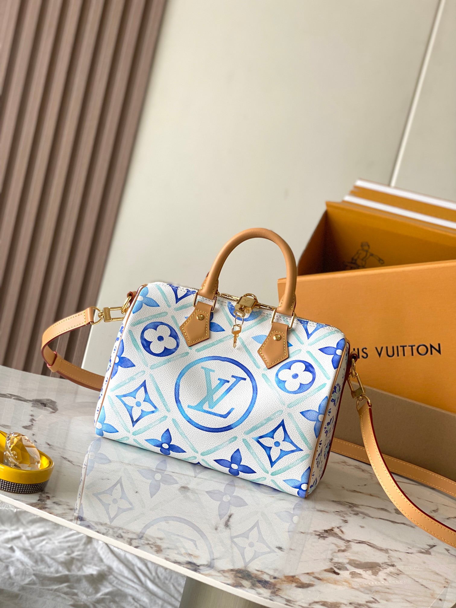 p2000 blue summer blue pillow bag speedy series seasonal new SPEEDY BANDOULIÈRE 25 handbags Model: 11264 blue dynamic chip Material: A grade all-steel hardware imported original fabrics Packaging: a full set of the original duty-free M Boberly loaded Size: 25 * 19 * 15CM - high imitation factory