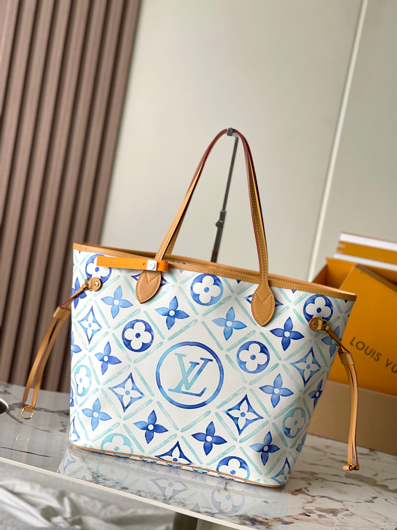 Imagem [3]-p2100 Blue Summer Blue Seasonal New Neverfull Medium Handbags Modelo: 11263 Blue Dynamic Chip Material: Grade A All-steel Hardware Tecidos originais importados Embalagem: Conjunto completo de embalagem original isenta de impostos M Boberly Tamanho: 31*28*14CM-Sacos de alta moda