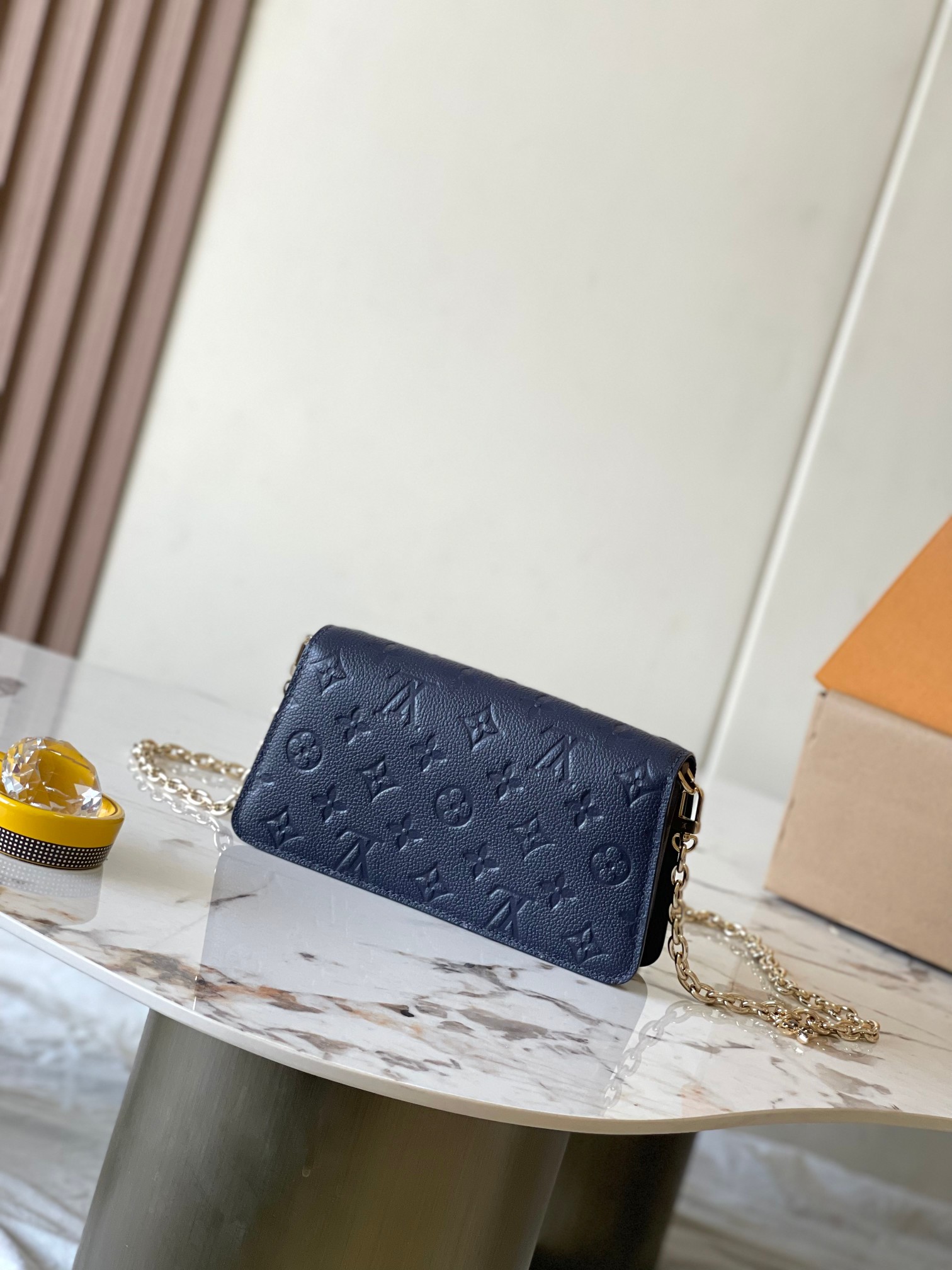 Imagem [3]-p2500 Wallet On Chain Metis Handbags Taking Grain Monogram Empreinte Leather Modelo: M82671 Azul Material: Grade A All Steel Hardware Importado Tecidos Originais Embalagem: Conjunto completo de embalagem original Duty Free M Berberi Tamanho: 19*11*5.5C-Sacos de alta qualidade