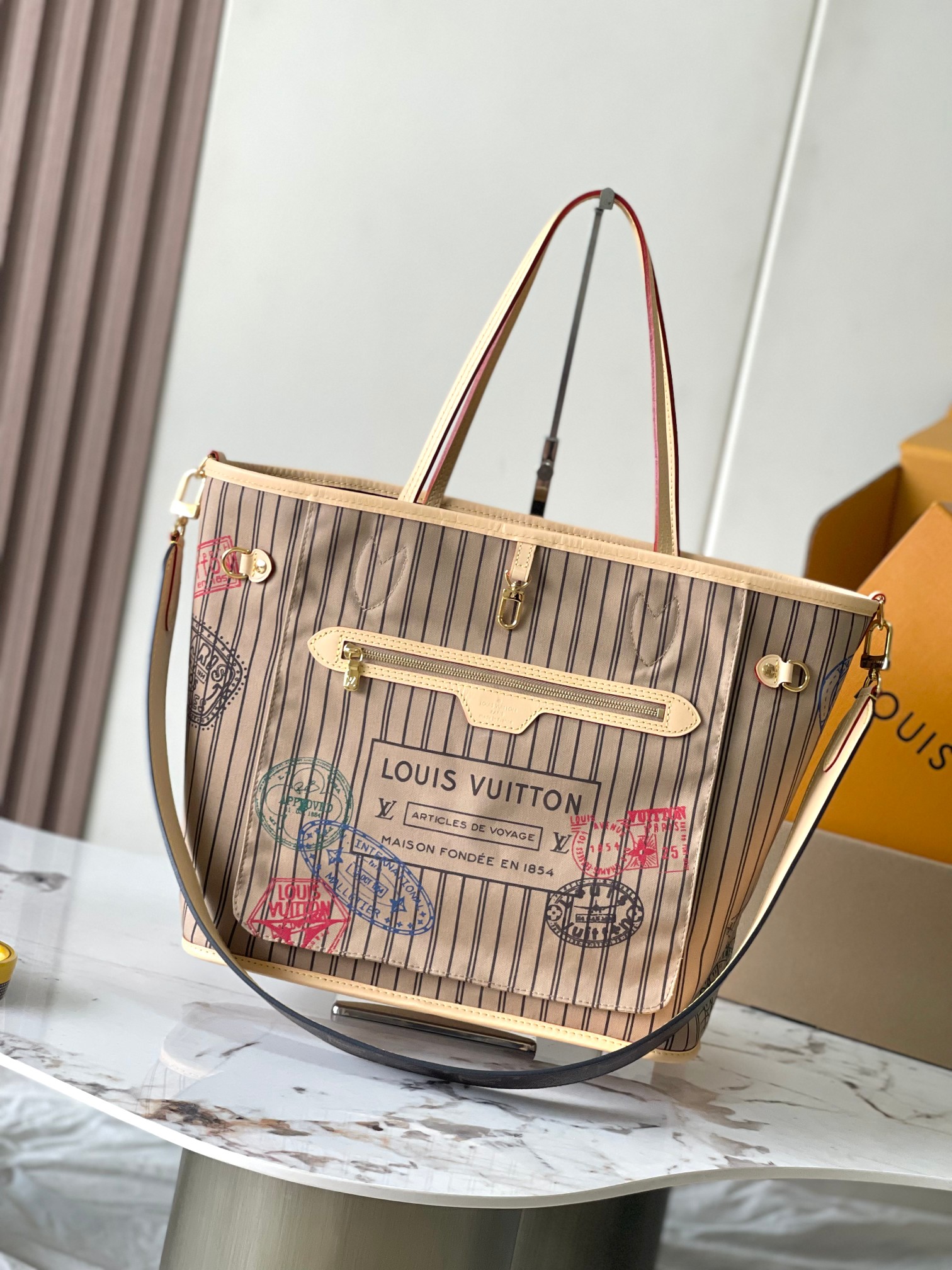 p2160 Neverfull Bandouliere Inside Out GM Handbags Model: M11948 Small Material: A grade all-steel hardware imported original fabrics Packaging: a full set of the original duty-free M Bobberly suit Size: 31 * 28 * 14CM - high imitation factory