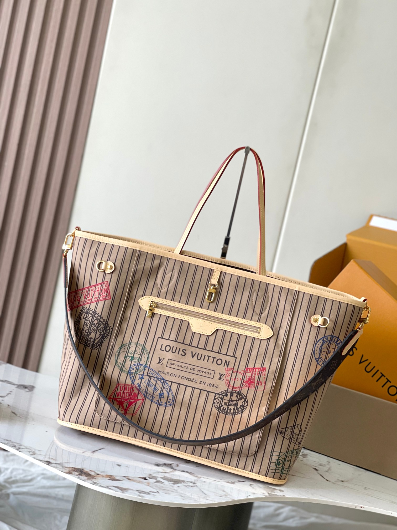 p2200 Neverfull Bandouliere Inside Out GM Handbags Model: M11948 Large Material: A grade all-steel hardware imported original fabrics Packaging: a full set of the original duty-free M Bobberly suit Size: 39 * 32 * 19CM-High Faux Factory