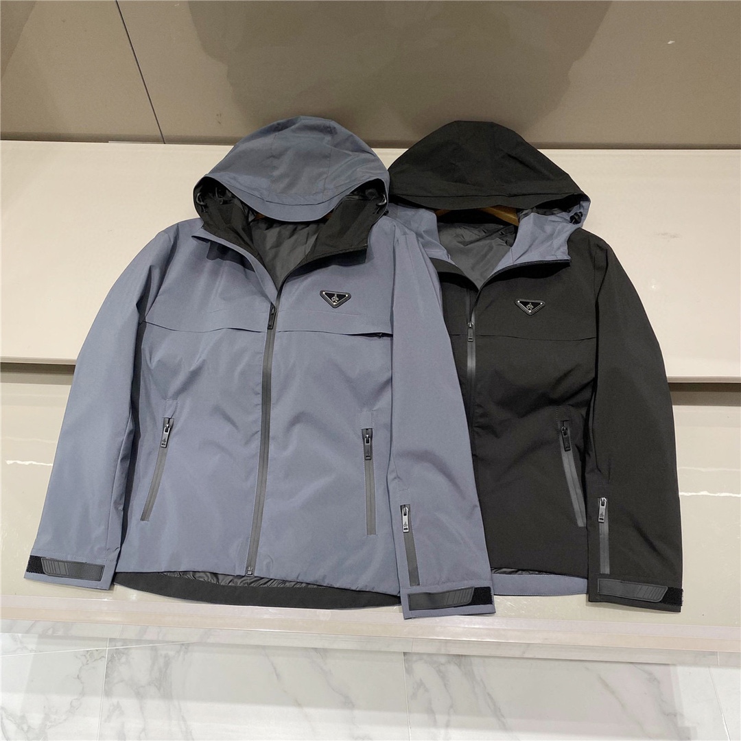 P740 2024 automne et hiver poids lourd nouveau produit début ! Les détails de la série tailgate haut de gamme peuvent être vus dans sa qualité parfaite expédition AW Series #P + nouvelles vestes à capuche pour hommes counter window staple series super textured custom material P's unique red tape series peut être décrit comme les modèles à feuilles persistantes des saisons, les anciens clients connaissent la stabilité des produits de P, ce style peut être dit être chaque année hors de chaque année va exploser le client pour le tissu de nylon haute densité original surdimensionné n ° 8 zip original vintage mode commerce extérieur ! L'ensemble de la fabrication est très prudent pour donner un plaisir très spécial qui a une attitude d'affaires et un peu plus de goût décontracté qualité complète du commerce extérieur commander des vêtements de qualité l'ourlet et la capuche sont très prudents pour faire le traitement du vent style à capuche tout au long de la saison est également plus pratique noir gris version standard de la taille M à XXXL Données de mesure physique Taille M Buste 104 Largeur d'épaule 45 Longueur 67 Longueur de manche 63 Taille L Buste 108 Largeur d'épaule 46 Longueur 68 Longueur de manche 63 Taille L 108 Largeur d'épaule 46 Longueur 68 Longueur de manche 64 Poitrine XL 110 Largeur d'épaule 48 Longueur 69 Longueur de manche 65 Poitrine XXL 114 Largeur d'épaule 50 Longueur 70 Longueur de manche 66 Poitrine XXXL 118 Largeur d'épaule 52 Longueur 71 Longueur de manche 67-HIGH FASHION FACTORY