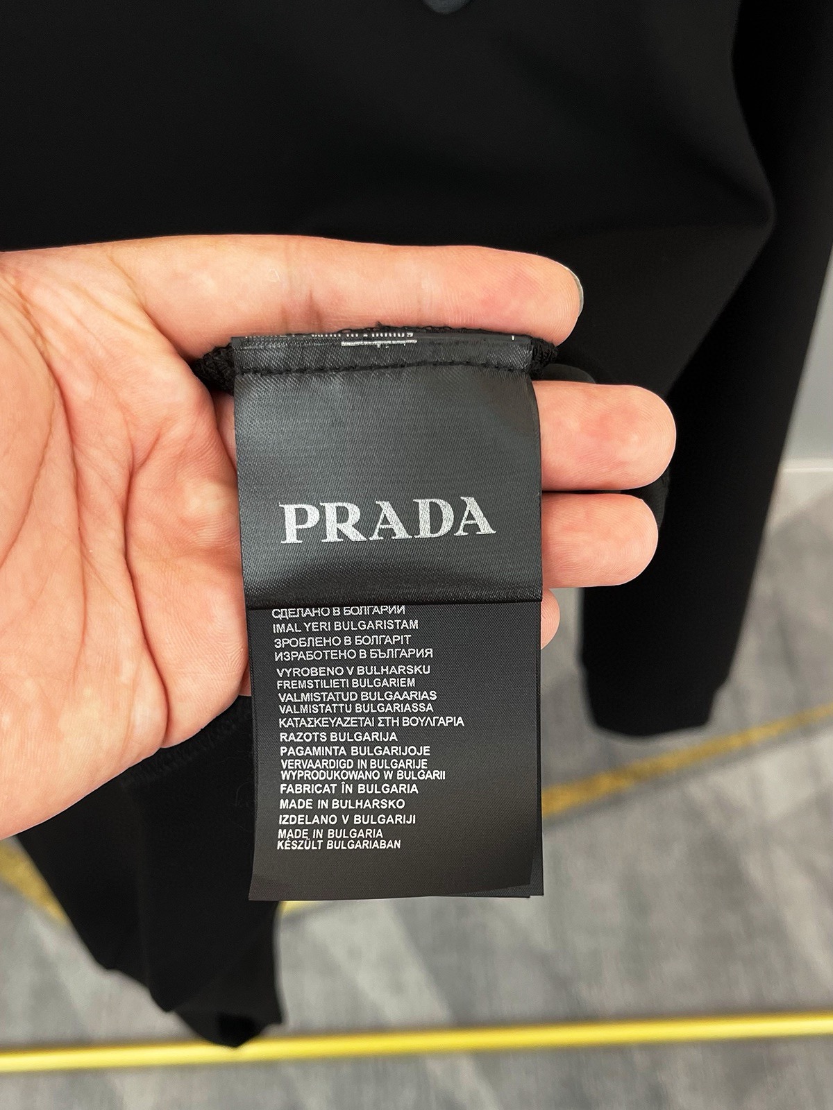 ¡P480 Prada Prada Máximo 6XL desgaste 240 libras 2024 Otoño / Invierno GW Sync Sudadera Camiseta! ¡Excelente por sí sola como capa base para otoño/invierno! ¡Continuación del clásico! ¡Modelo de la orden de calidad completa! ¡Pecho pesado Craft diseño del logotipo de gama alta de aire personalizado capa de tejido de algodón de grapa larga de la forma al diseño es en gran medida la nueva ola de los tiempos, independientemente de la forma o el diseño suficientes detalles! ¡Escote ligeramente en forma de cuello buena forma buena tela! ¡Material de algodón de alta densidad en el cuerpo cómodo de la piel caliente y con estilo! Yardage: M-6XL (178 140 libras L máximo 240 libras)