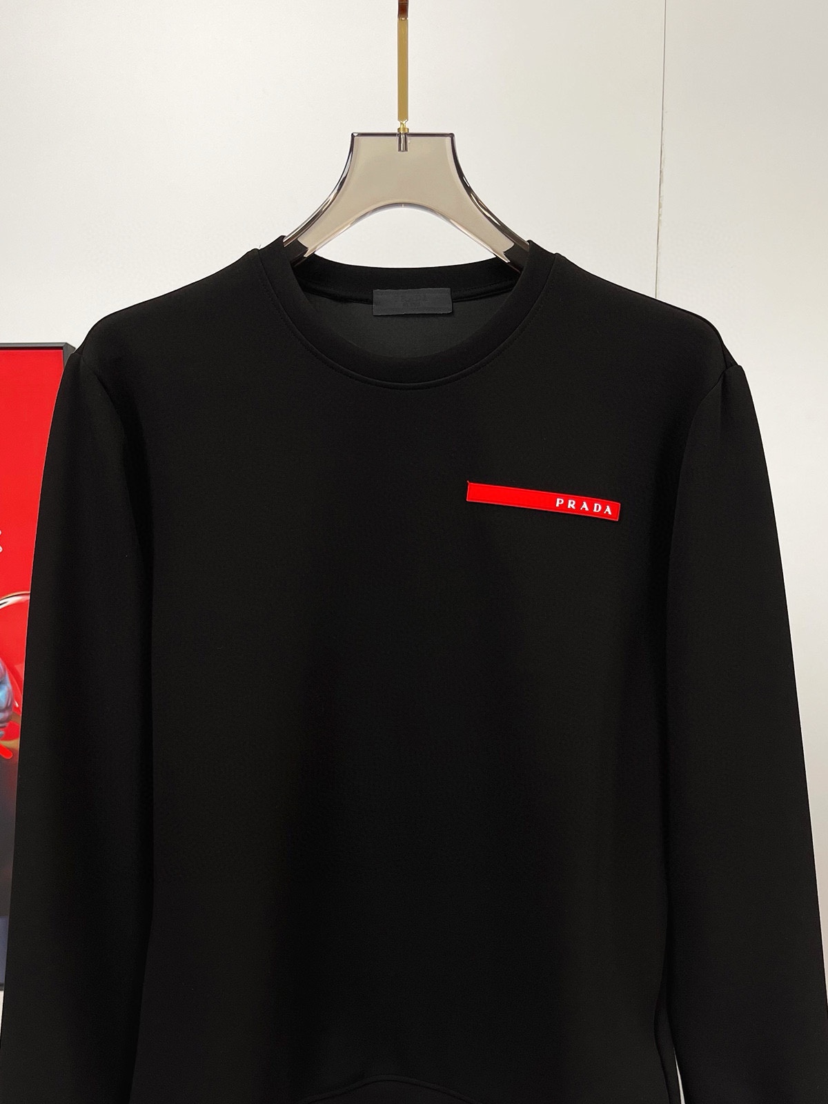 P480 FENDI フェンディ マックス 6XL 着用 240ポンド 2024秋冬GWシンクスウェットTシャツ！秋冬のベースレイヤーとして一枚で着れる優れもの！定番を継承！フルオーダーモデル！胸元の重厚なクラフトロゴデザインハイエンドカスタムエアーレイヤーロングステープルコットン生地は、形状からデザインに至るまで、細部まで十分なシェイプやデザインは、非常に時代の新しい波です！ネックラインはややフィットネック良い形良い生地！快適な肌暖かくスタイリッシュなボディに高密度綿素材！ヤード数：M-6XL（178 140ポンドL最大240ポンド）