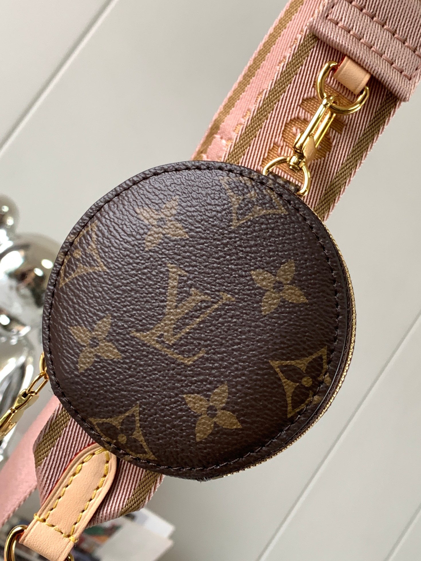 P1460MULTI POCHETTE ACCESSORIESハンドバッグモデル：M44840ピンク素材：Aグレードオールステンレスハードウェア輸入オリジナルファブリックパッケージ：免税店M Boberlywearオリジナルフルセットサイズ：24x16x6cm-ハイファッションバッグ