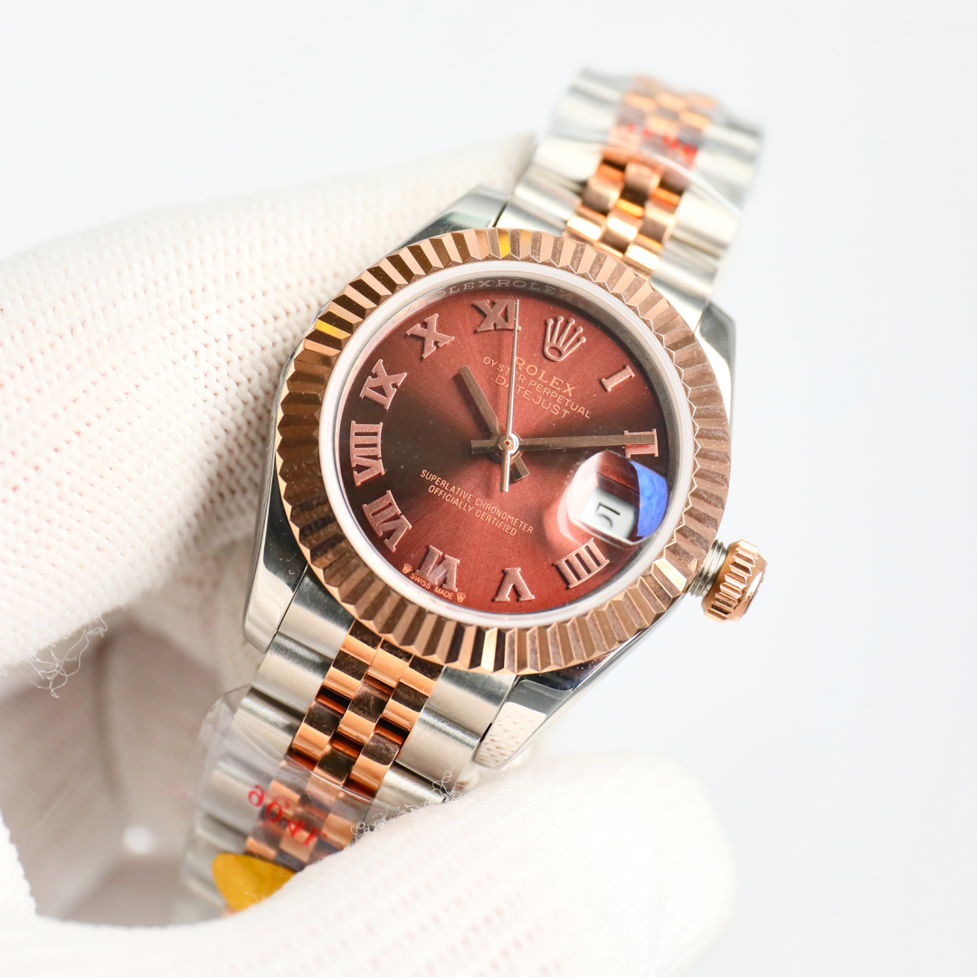 Rolex ROLEX Cuaderno de bitácora de oro rosa para mujer 28MM 🎮EA1¡1⃣️The diámetro de la caja sigue siendo coherente con el original de 28MM utilizando acero inoxidable 904L para forjar una caja de reloj de acero inoxidable duradero!¡2 ⃣ ️ con el movimiento original importado reloj mecánico automático para que más diosas más opciones de rendimiento es extremadamente estable su fuerza anti-choque, la geometría de la estructura del movimiento en cualquier posición se puede mantener un funcionamiento regular!3 ⃣ ️ fondo triangular picado con una herramienta especial de atornillado 🎮 para que la caja quede completamente sellada corona de cuerda con doble cierre de hebilla doble sistema de estanqueidad firmemente atornillada a la caja para hacerla más impermeable4⃣️3 en punto está equipado con una pequeña lente convexa que amplía la indicación de la fecha y facilita su lectura. La caja Oyster hermética del modelo Logbook para señora ofrece una protección óptima para el calibre de alta precisión.¡5⃣️The brazalete de 904L y la nueva conexión de "doble grano" bajo el bisel (intercambiable con el original) tienen una hebilla de corona plegable oculta que se abre con un emblema de corona Rolex articulado!¡6⃣️With herramienta especial para extraer el reloj + 3A bolsa especial para guardar el reloj!3A Factory2021 artesanía para crear el Rolex. Reloj Rolex para mujer modelo boutique ¡Bienvenido a su degustación! 🎮S1 Exquisito reloj mecánico para señora recomendado