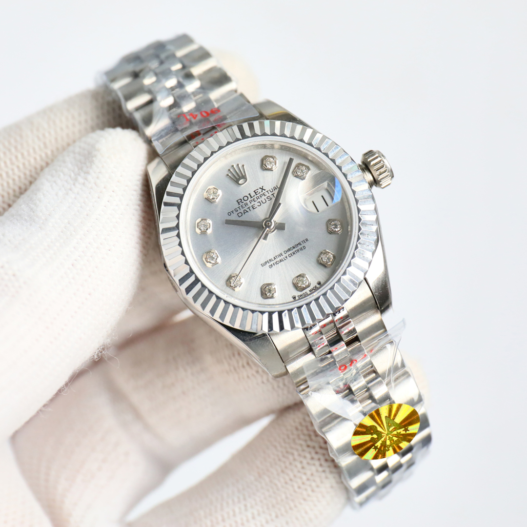 Rolex ROLEX Cuaderno de bitácora de plata para mujer 28MM 🎮EA1¡1⃣️The diámetro de la caja sigue siendo coherente con el original de 28MM utilizando acero inoxidable 904L para forjar la caja del reloj de acero inoxidable durable!¡2 ⃣ ️ con el movimiento original importado reloj mecánico automático para que más diosas más opciones de rendimiento es extremadamente estable su fuerza anti-choque, la geometría de la estructura para que el movimiento en cualquier posición puede mantener un funcionamiento regular!3 ⃣ ️ fondo triangular picado con una herramienta especial de atornillado 🎮 para que la caja quede completamente sellada corona de cuerda con doble cierre de hebilla doble sistema de estanqueidad firmemente atornillada a la caja para hacerla más impermeable4⃣️3 en punto está equipado con una pequeña lente convexa que amplía la indicación de la fecha y facilita su lectura. La caja Oyster hermética del modelo Logbook para señora ofrece una protección óptima al calibre de alta precisión.¡5⃣️The brazalete de 904L y la nueva conexión de "doble grano" bajo el bisel (intercambiable con el original) tienen una hebilla de corona plegable oculta que se abre con un emblema de corona Rolex articulado!¡6⃣️With herramienta especial para extraer el reloj + 3A bolsa especial para guardar el reloj!3A Factory2021 artesanía para crear el Rolex. Reloj Rolex para mujer modelo boutique ¡Bienvenido a su degustación! 🎮S1 Exquisito reloj mecánico para señora recomendado