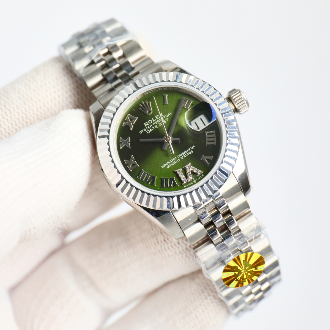 Rolex ROLEX Cuaderno de bitácora de plata para mujer 28MM 🎮EA1¡1⃣️The diámetro de la caja sigue siendo coherente con el original de 28MM utilizando acero inoxidable 904L para forjar la caja del reloj de acero inoxidable durable!¡2 ⃣ ️ con el movimiento original importado reloj mecánico automático para que más diosas más opciones de rendimiento es extremadamente estable su fuerza anti-choque, la geometría de la estructura para que el movimiento en cualquier posición puede mantener un funcionamiento regular!3 ⃣ ️ fondo triangular picado con una herramienta especial de atornillado 🎮 para que la caja quede completamente sellada corona de cuerda con doble cierre de hebilla doble sistema de estanqueidad firmemente atornillada a la caja para hacerla más impermeable4⃣️3 en punto está equipado con una pequeña lente convexa que amplía la indicación de la fecha y facilita su lectura. La caja Oyster hermética del modelo Logbook para señora ofrece una protección óptima al calibre de alta precisión.¡5⃣️The brazalete de 904L y la nueva conexión de "doble grano" bajo el bisel (intercambiable con el original) tienen una hebilla de corona plegable oculta que se abre con un emblema de corona Rolex articulado!¡6⃣️With herramienta especial para extraer el reloj + 3A bolsa especial para guardar el reloj!3A Factory2021 artesanía para crear el Rolex. Reloj Rolex para mujer modelo boutique ¡Bienvenido a su degustación! 🎮S1 Exquisito reloj mecánico para señora recomendado