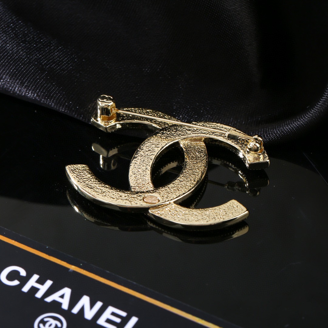 Image [7]-P80 Chanel Chanel Collection Automne et Hiver Broche Double C Ne pas avoir le cœur de la conception d'un super parfait Éléments de mode à ajouter-High Faux Bags