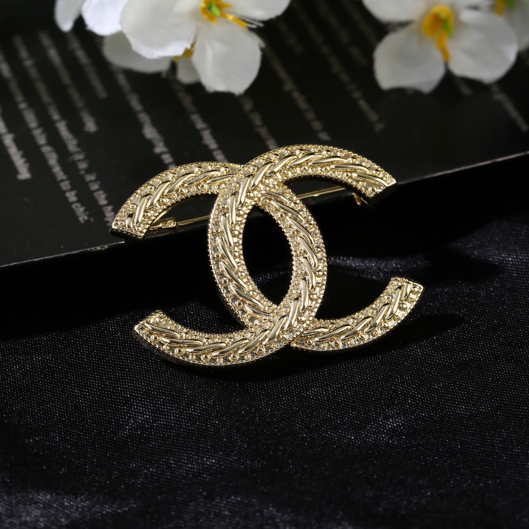 P80 Chanel Chanel fall and winter collection double C brooch Don't have the heart of the design of a super perfect fashionable elements to add-High Faux Bags