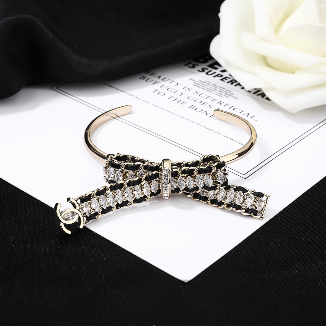 Picture [8]-P130 Chanel Chanel Double C bracelet ✨ Every detail of the workmanship is very fine The design is very beautiful This section is really super beautiful super fairy Exquisite Miss must-high imitation bags