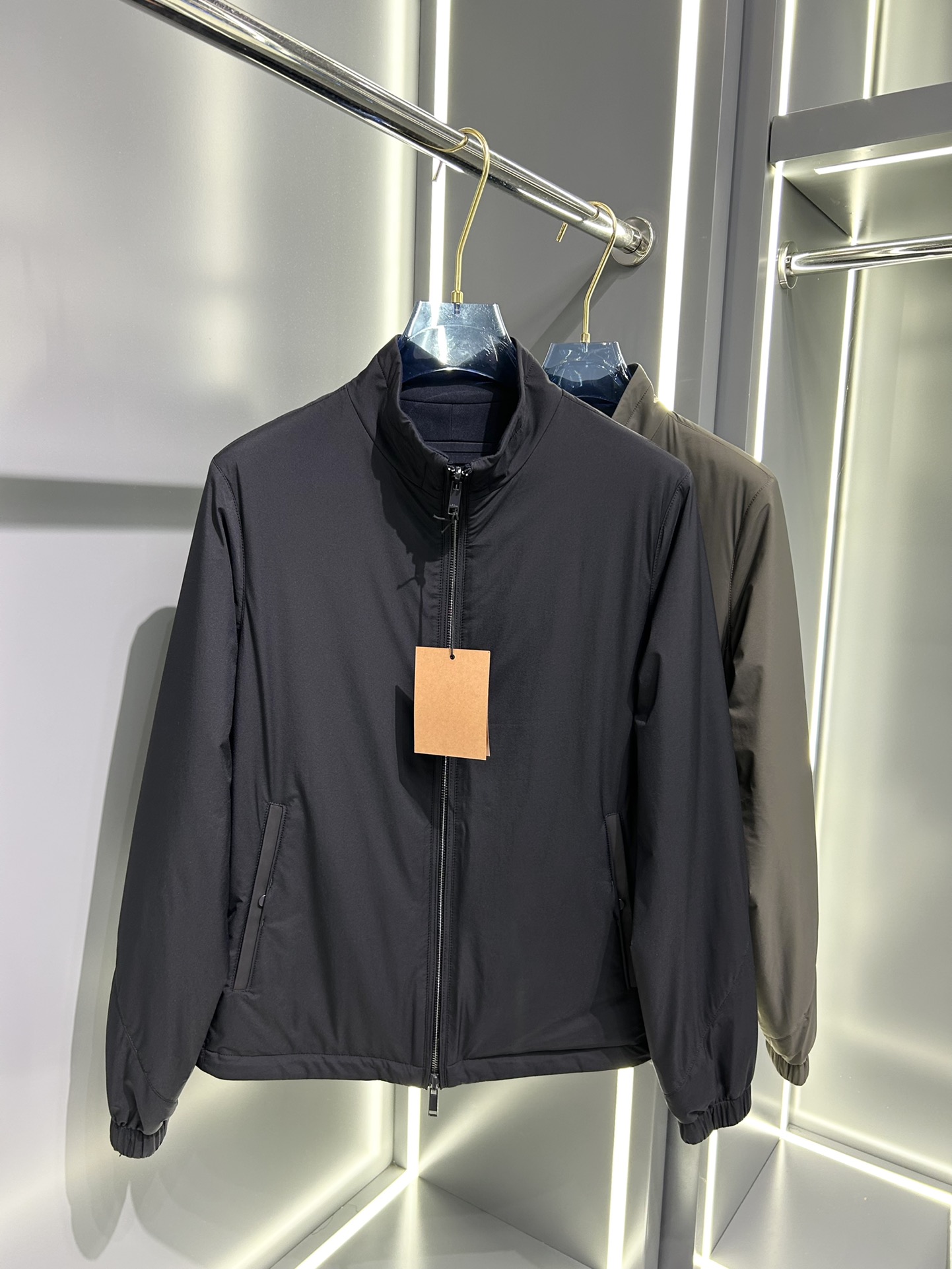 🌹p1080 zegn*, Ermenegildo Zegna 24 Reversible Thin Cotton Jacket Official Website Synchronised Meter.Channel goods Qualité haut de gamme personnalisée pour résister à tout type de test pour présenter un nouveau look pour vous donner une expérience différente sur le corps ! Tous après un processus de sélection rigoureux de sa sensation duveteuse et et la résilience sont extrêmement supérieur personnalisé zip original peut être caché mode polyvalent marée sur le corps de élégant et beau deux couleurs peuvent être sélectionnés personnalité pleine d'un nouveau sens de immédiat sens de la version haute de la taille:m-3xl