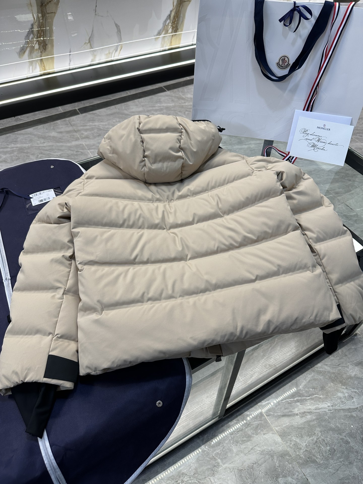 图片[9]-P1520  Moncler Montgetech高端男士短款羽绒夹克外套.更多细节实拍-高仿包包