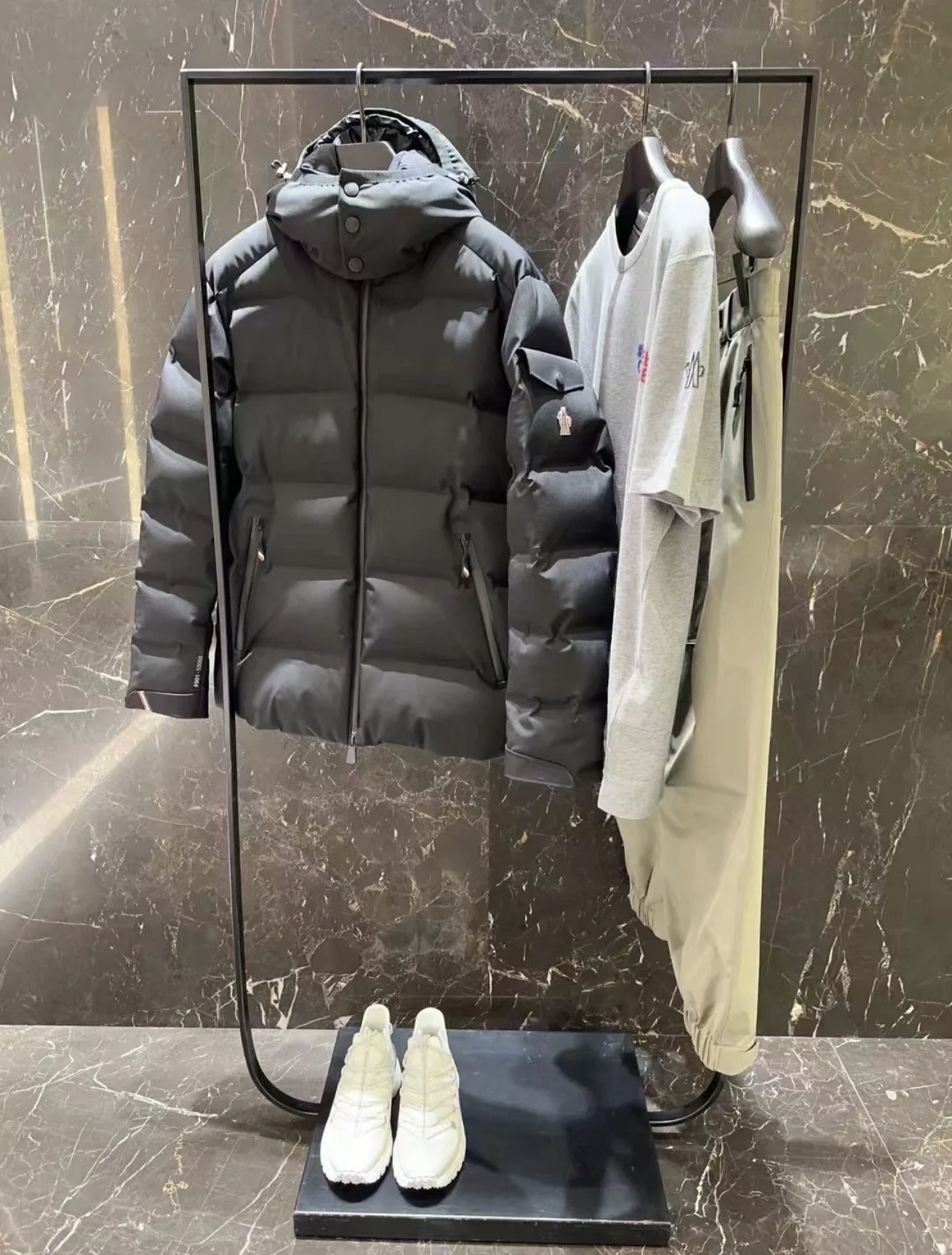 Foto [5]-P1520 Moncler Montgetech de gama alta de los hombres cortos abajo chaqueta abrigo. Mostrador de fotos mostrar-alta moda bolsos