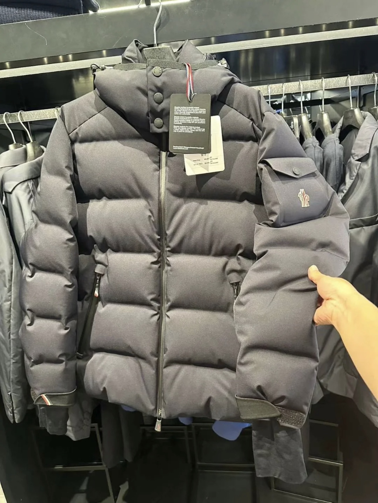 Imagem [7]-P1520 Casaco curto de penas Moncler Montgetech de alta gama para homem. Foto de balcão - Malas de alta costura