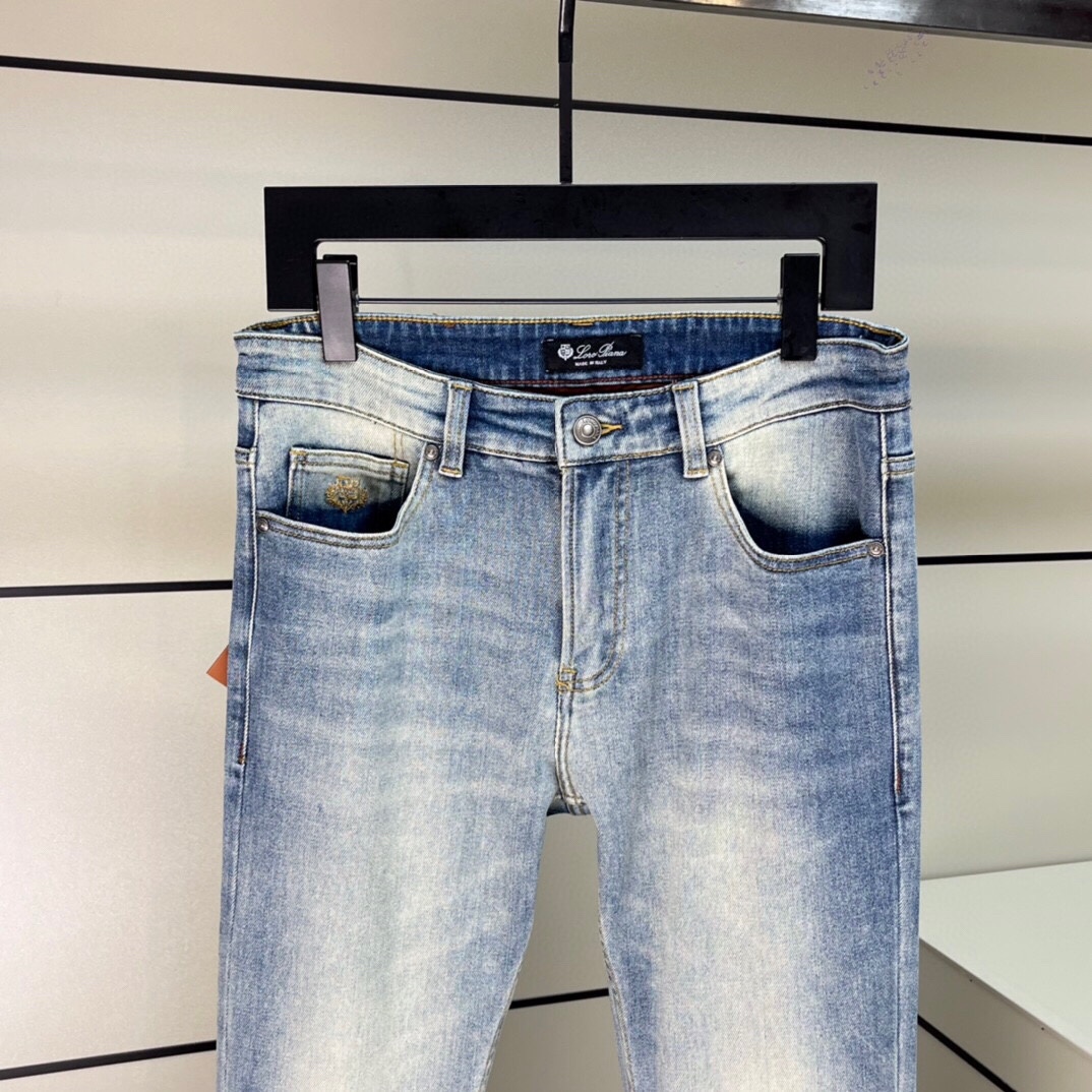 P540 LP148SS Moda outono Lavado Algodão Mistura Estiramento Denim Jeans Homens Clássico Letra Placa Nome Logo Elemento Decoração Slim Versátil Denim Trousers! À venda no site oficial líder! Da família LP 24 outono mais recente coleção de jeans clássicos originais jeans tecido denim clássico + elementos de letras icônicas da marca para dar-lhe a fórmula mais familiar desta seleção de jeanswear de alta qualidade 95% Cotton + 5% Spandex tem uma elasticidade muito boa tecido denim de mistura de algodão lavado tecido feito de tecido sentir macio e não perder a sensação de tendão com tecido elástico elástico lateral apertado e perto de usar! Não fica apertado para que se vista ao mesmo tempo fino e sem perder a decência certa! Os botões da carroçaria e os bolsos traseiros são ornamentados com os elementos mais clássicos da marca, com um grau muito apelativo para realçar o sentido geral das calças da moda e a sensação de compulsão! A versão limpa e rectilínea do efeito global no corpo é simples e fácil de usar, como não pode faltar! Tamanho: 30-36 (não 35) referência de tamanho: 30 jardas: cintura 76cm - anca 104cm - comprimento das calças 102cm - perna 15cm31 jardas: cintura 80cm - anca 108cm - comprimento das calças 103cm - perna 16cm32 jardas: cintura 84cm - anca 112cm - comprimento das calças 104cm - perna 16cm33 jardas: cintura 88cm - anca 116cm - comprimento das calças 105cm 116cm-comprimento da calça 105cm-perna da calça 17cm34 jardas: cintura 91cm-quadril 120cm-comprimento da calça 105cm-perna da calça 17cm36 jardas: cintura 94cm-quadril 124cm-comprimento da calça 106cm-perna da calça 18cmJb13-fábrica de alta costura